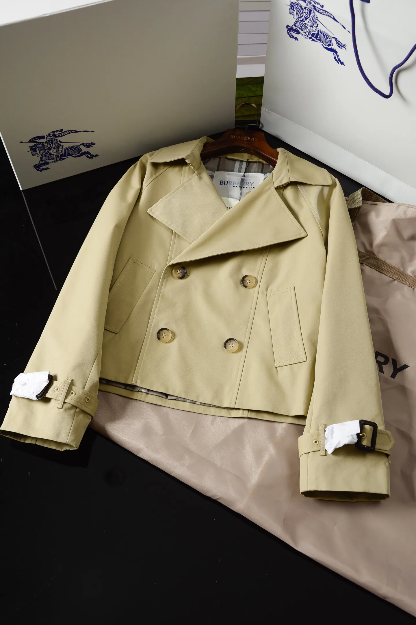 Тренчи Женские Burberry 17906715
