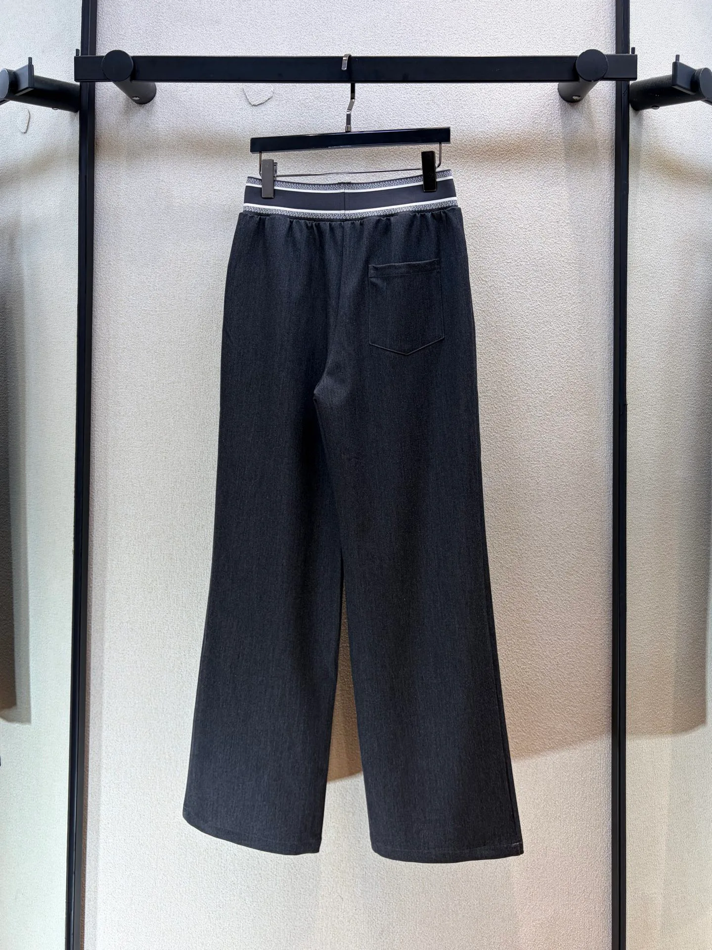 Брюки Женские Christian Dior 18605911