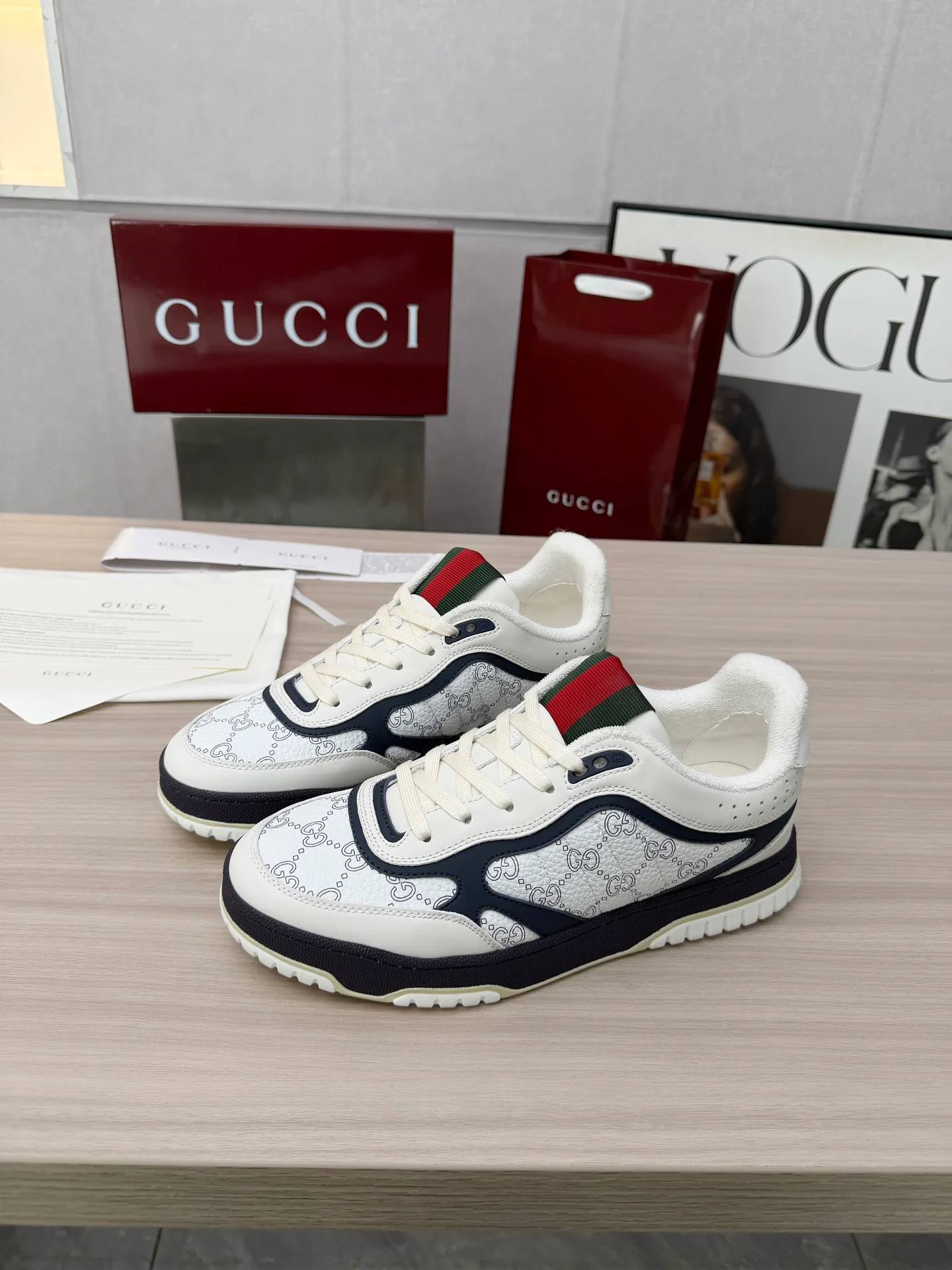 Кроссовки Женские Gucci 1986136