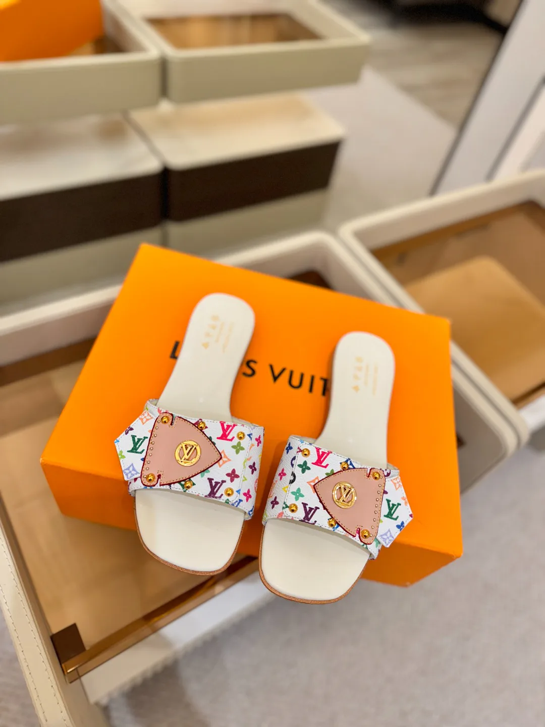 Сандалии Женские Louis Vuitton 11646771