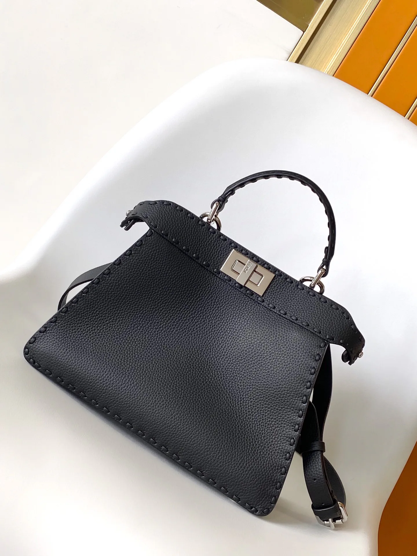Классические Сумки Женские Fendi 11671438