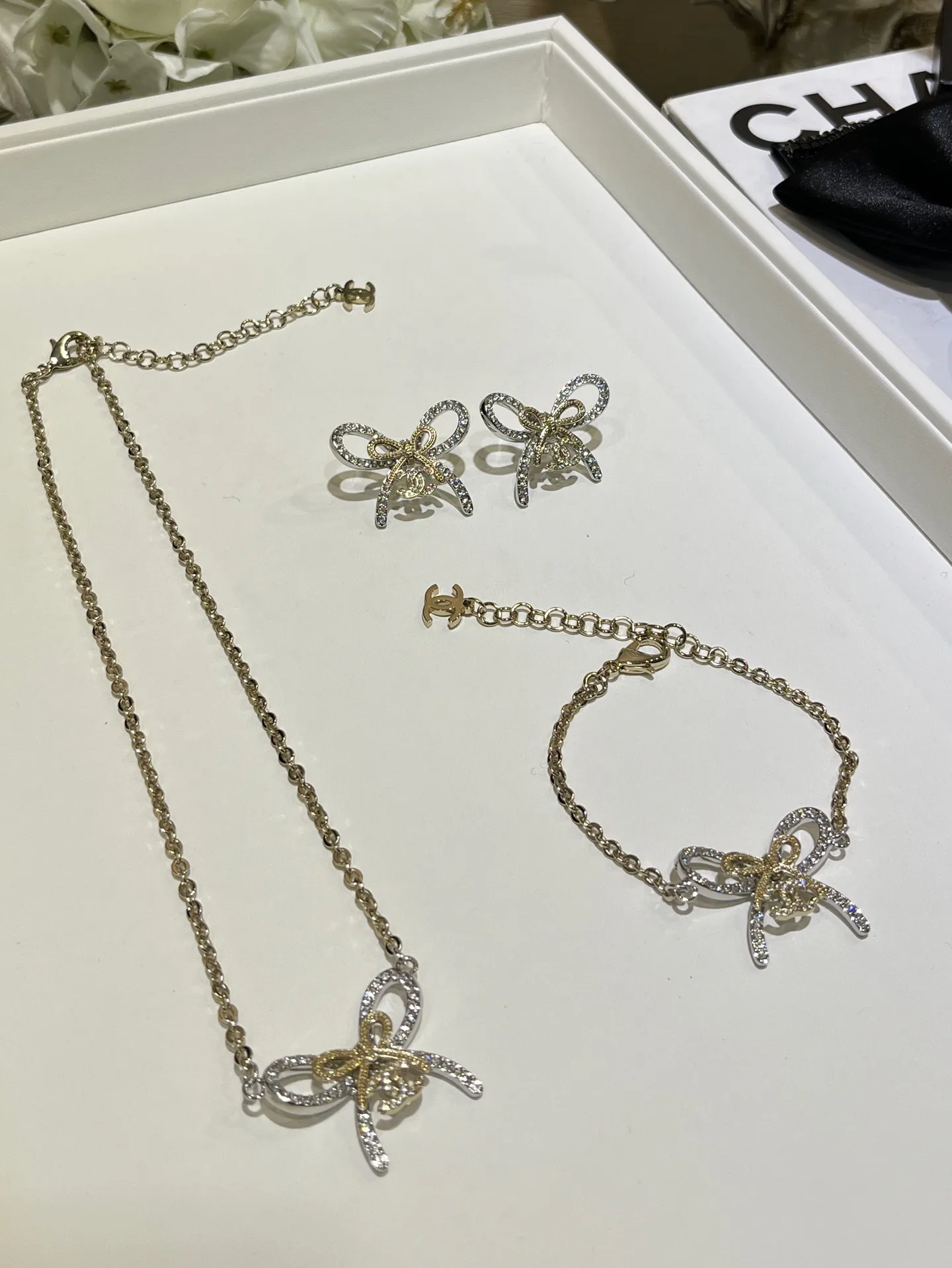 Бижутерия Chanel 260403