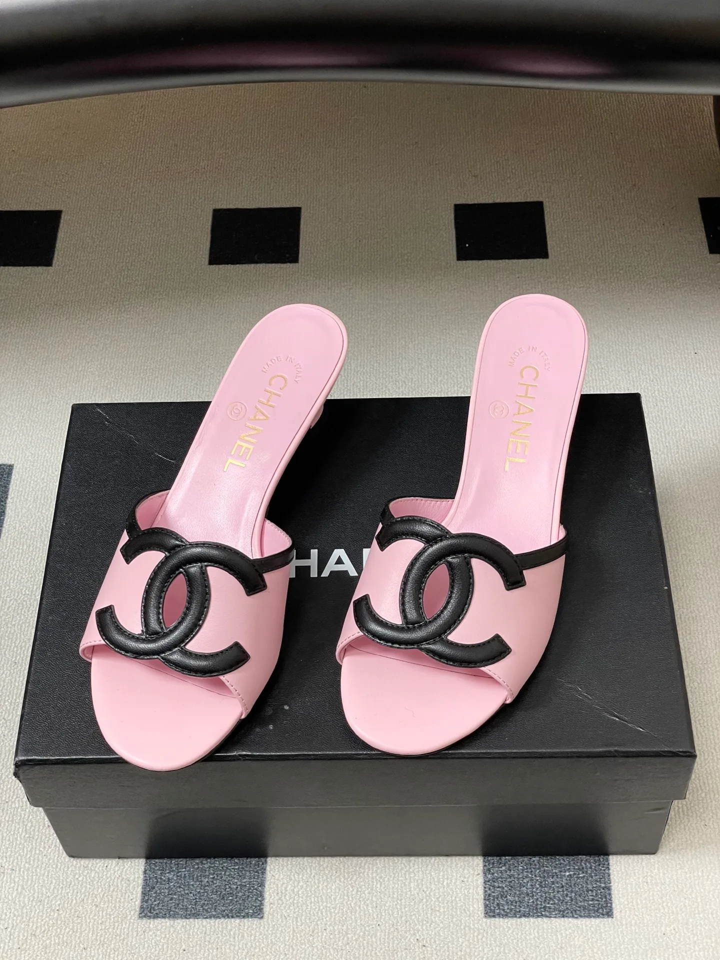 Босоножки Женские Chanel 11627624