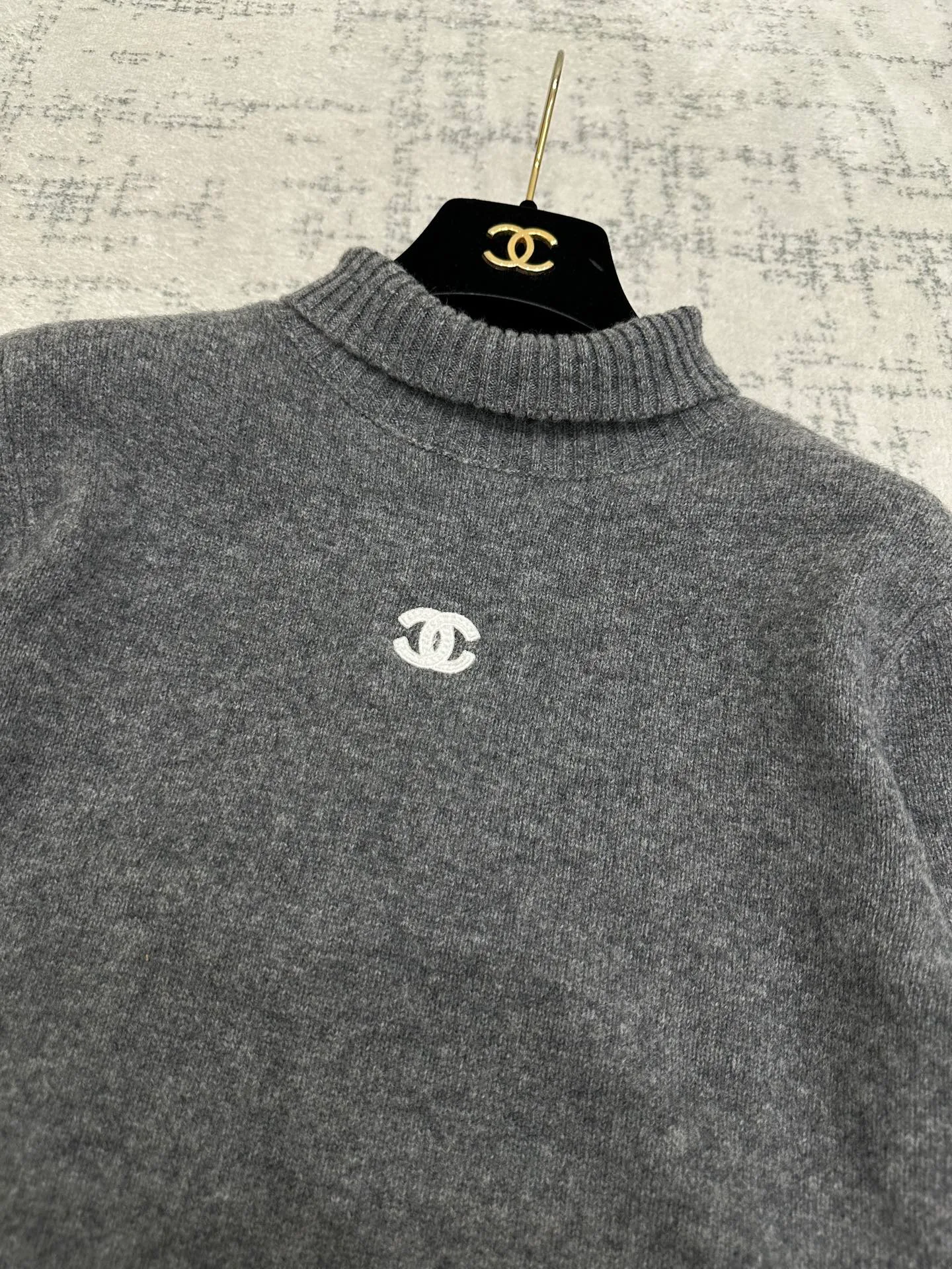 Джемперы И Свитеры Женские Chanel 18410691