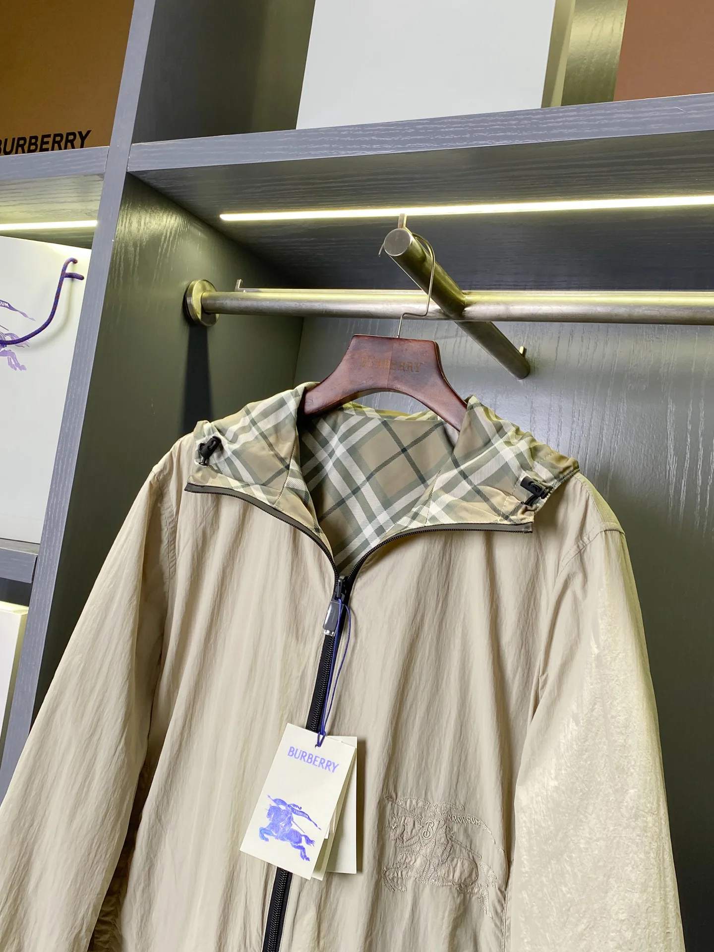 Куртки И Пуховики Мужские Burberry 13432998