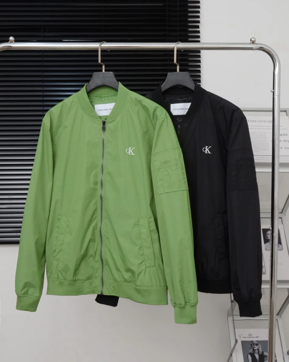 Куртки И Пуховики Мужские Calvin Klein 11109229