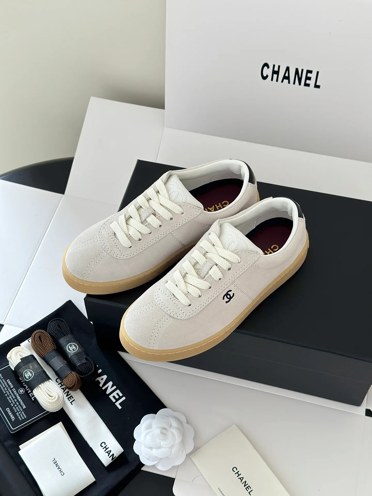 Кроссовки Женские Chanel 12798129