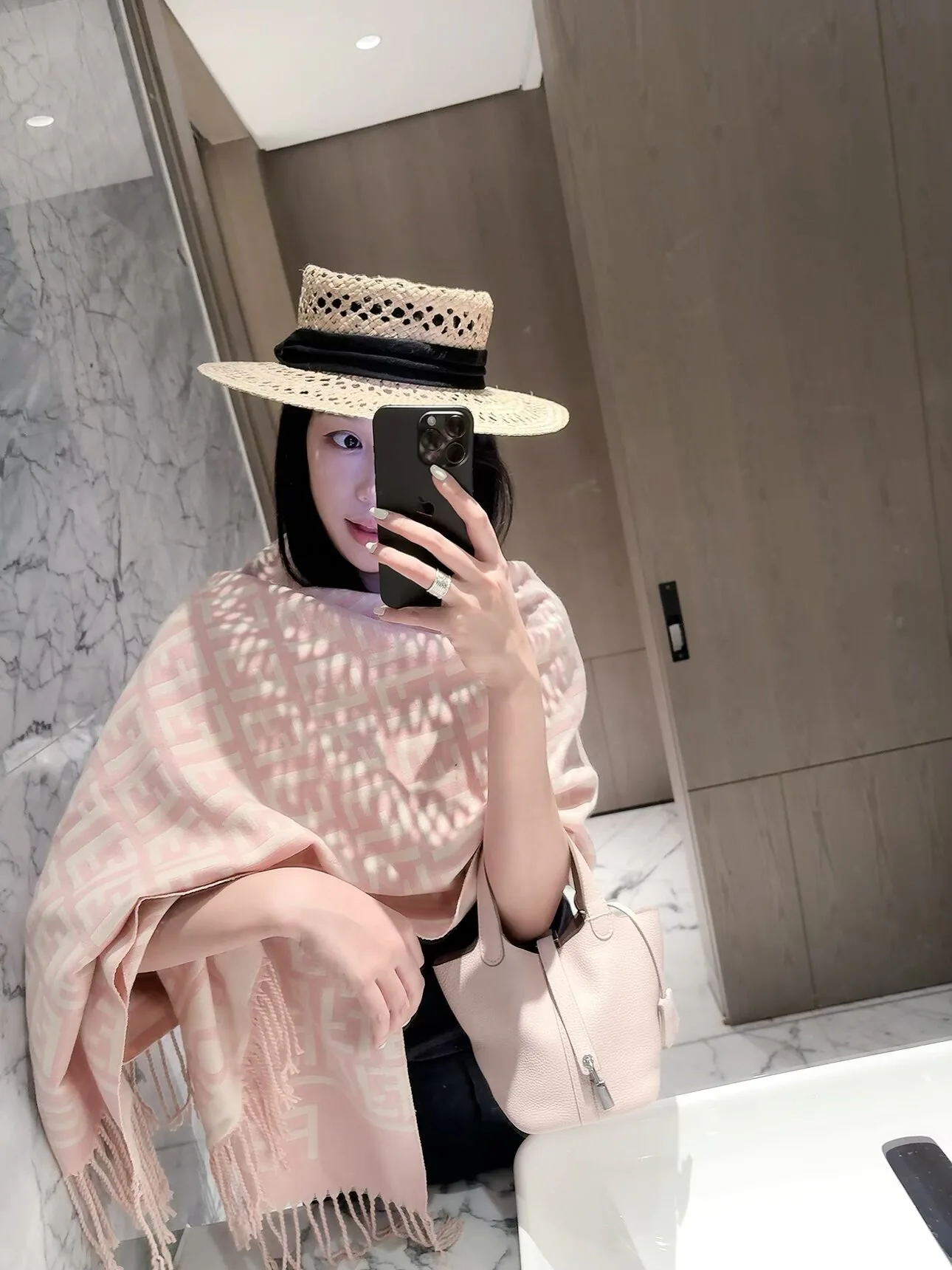 Шарфы Fendi 18647293