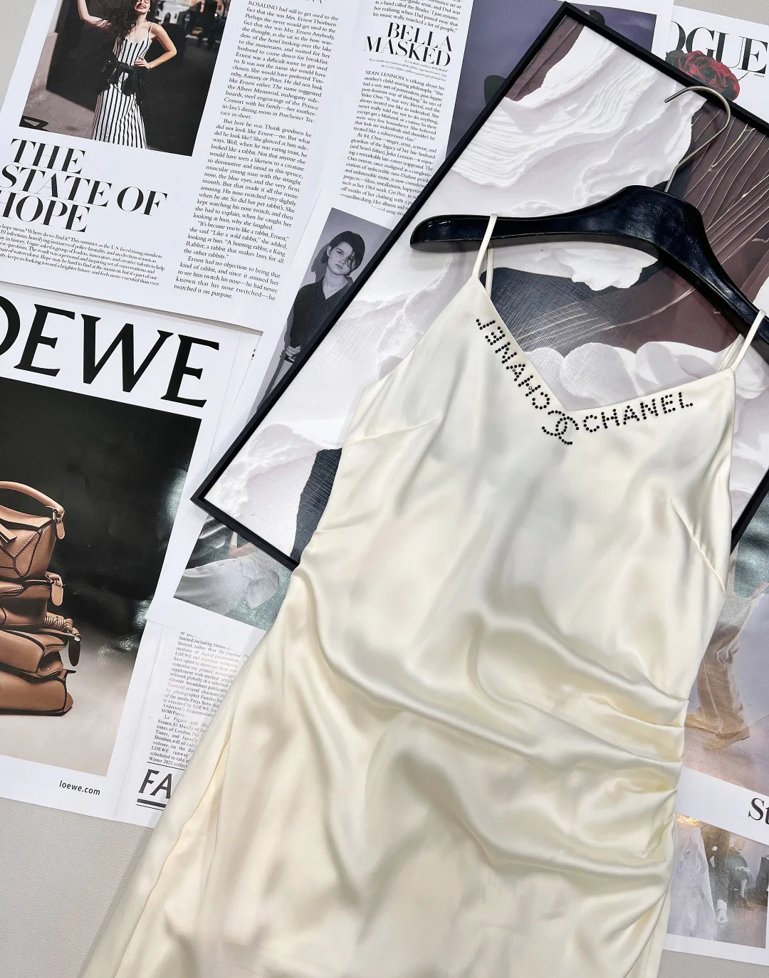 Платья Женские Chanel 10993709