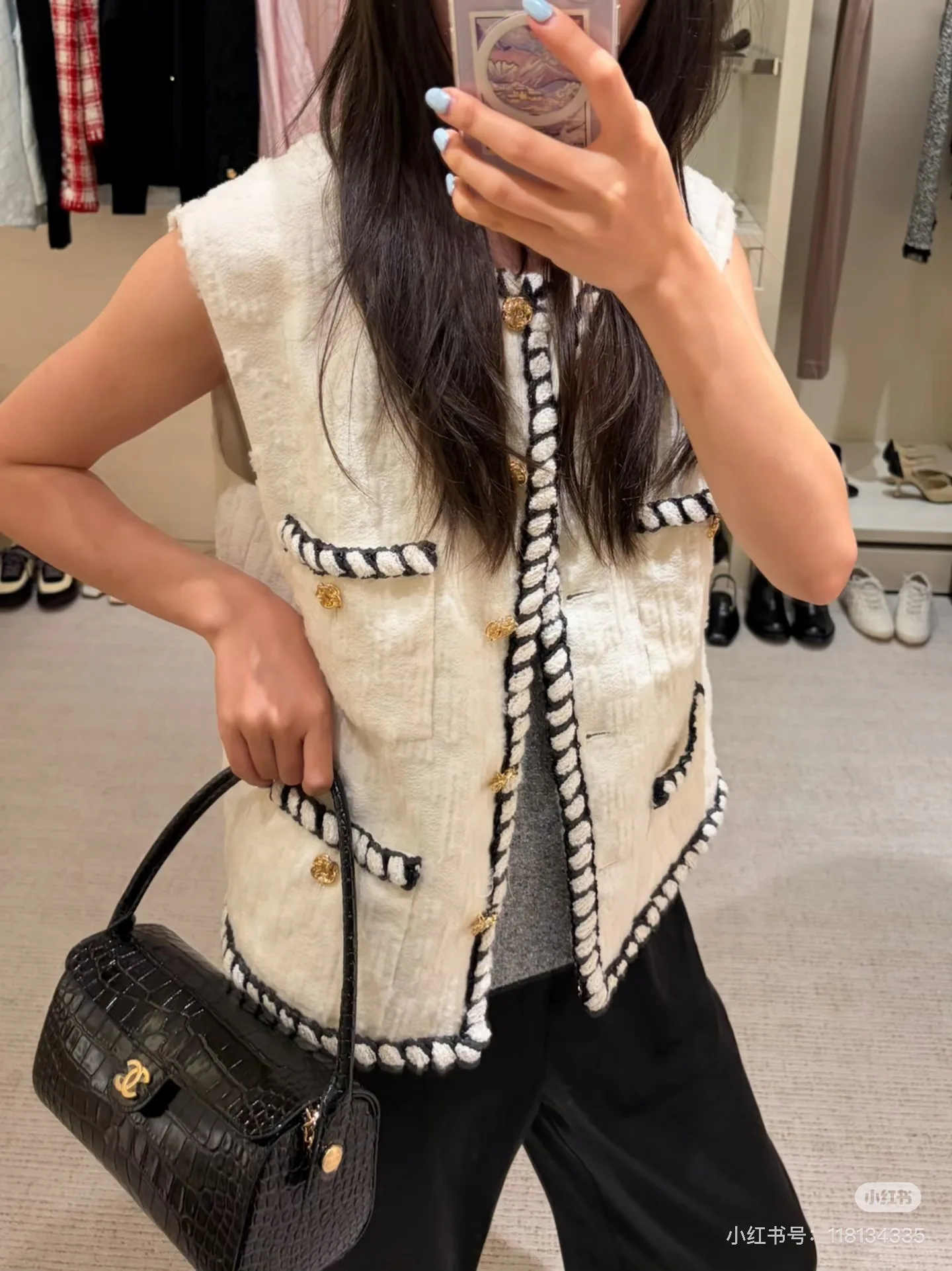 Жилеты Женские Chanel 18653887