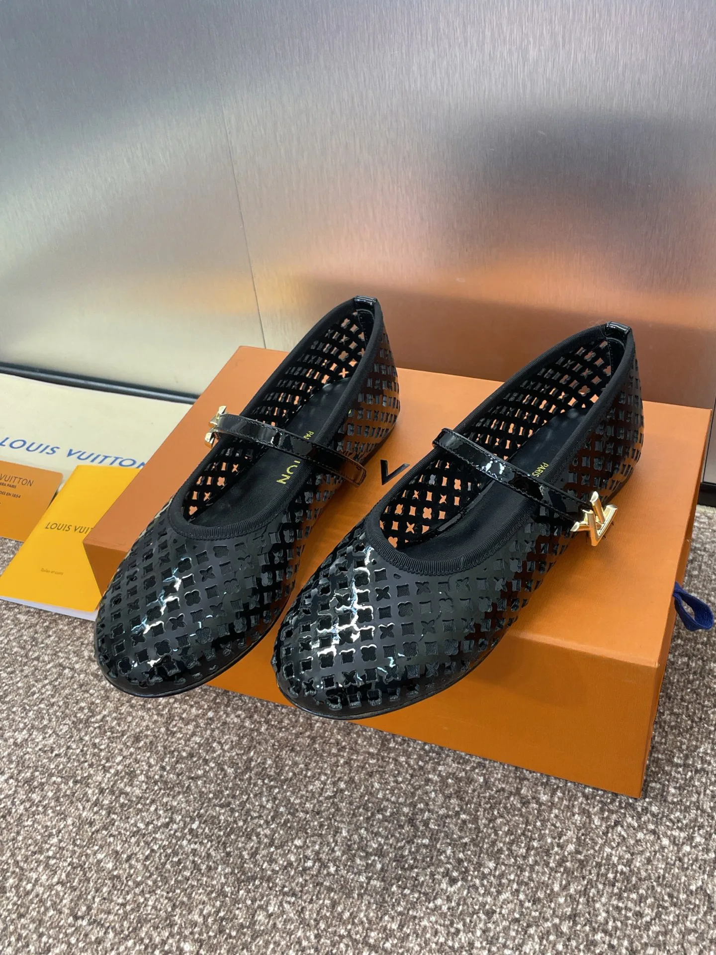 Туфли Женские Louis Vuitton 13346520