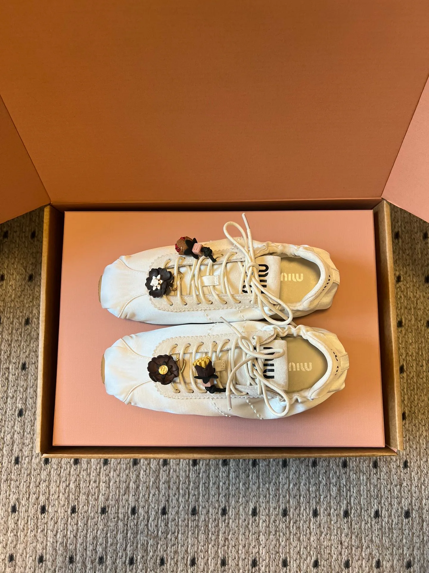 Кроссовки Женские Miu Miu 980804