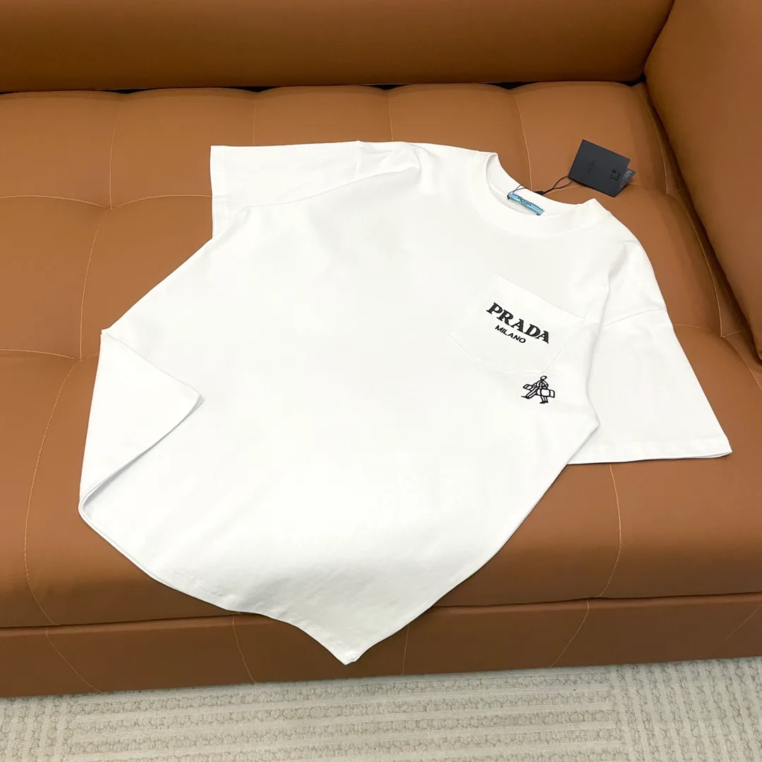 Футболки Женские Prada 12538593