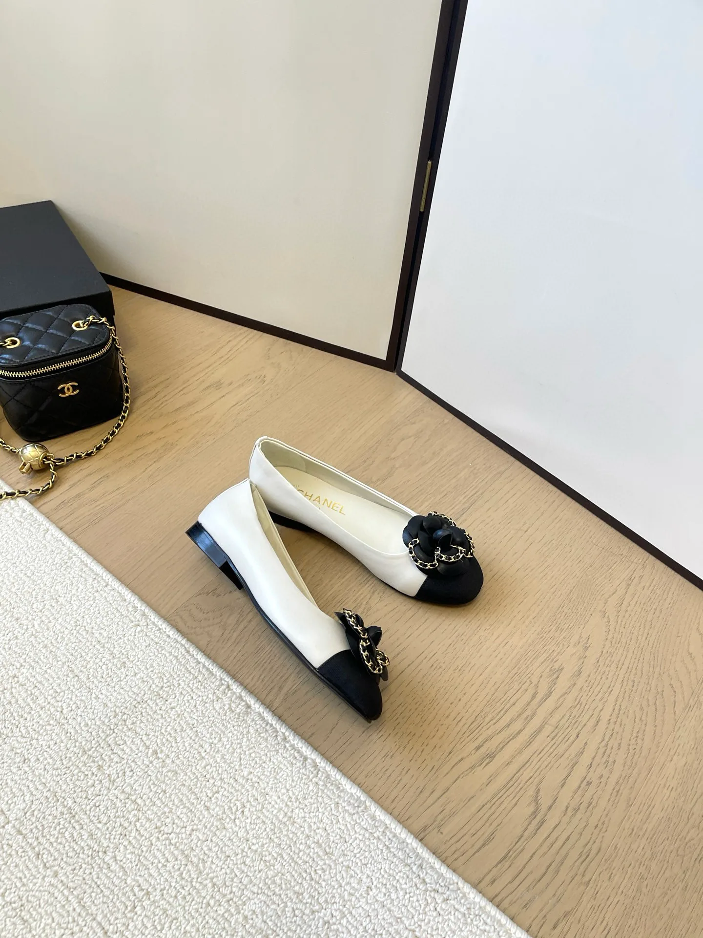 Туфли Женские Chanel 13353549