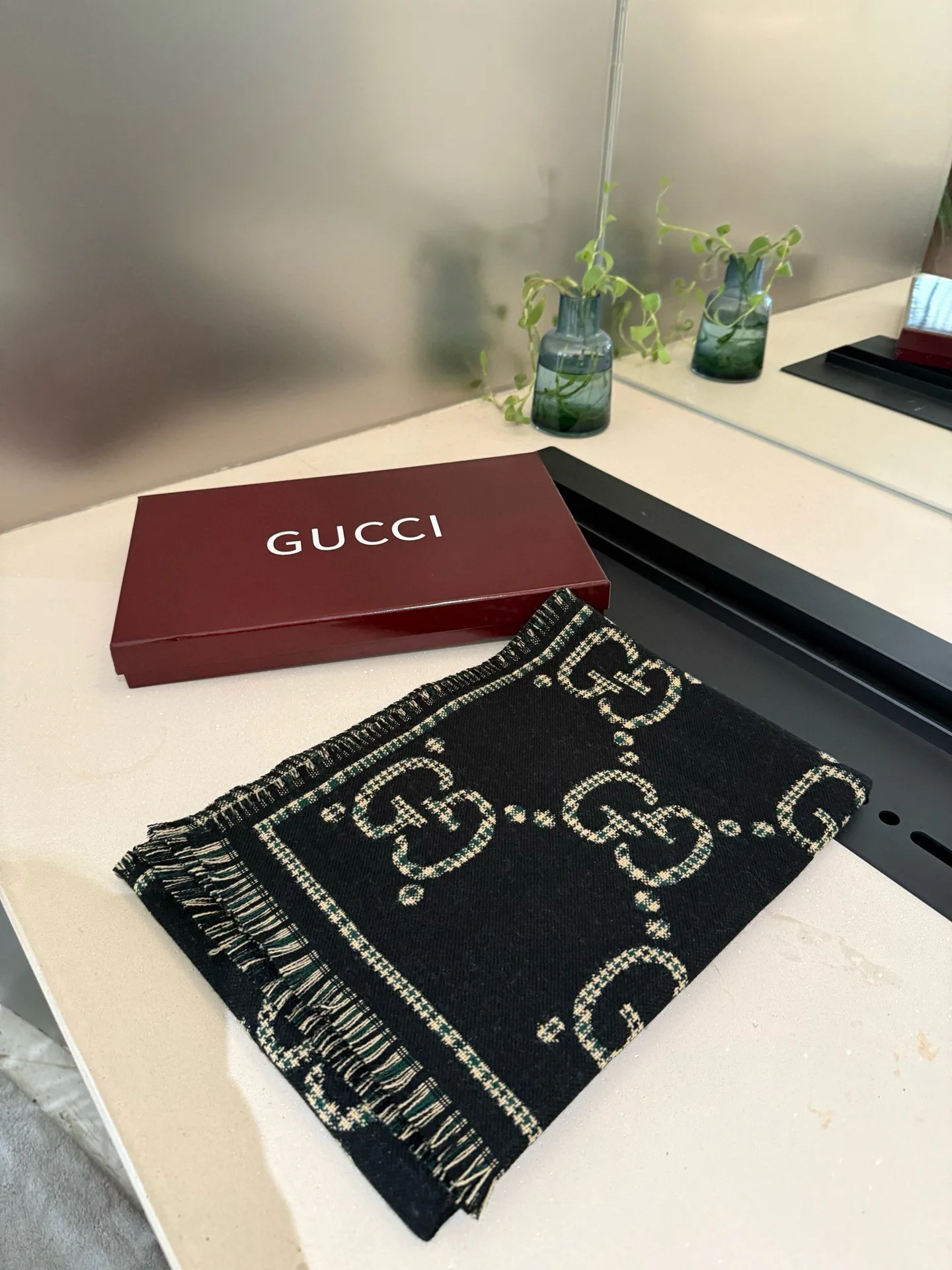 Шарфы Gucci 832119