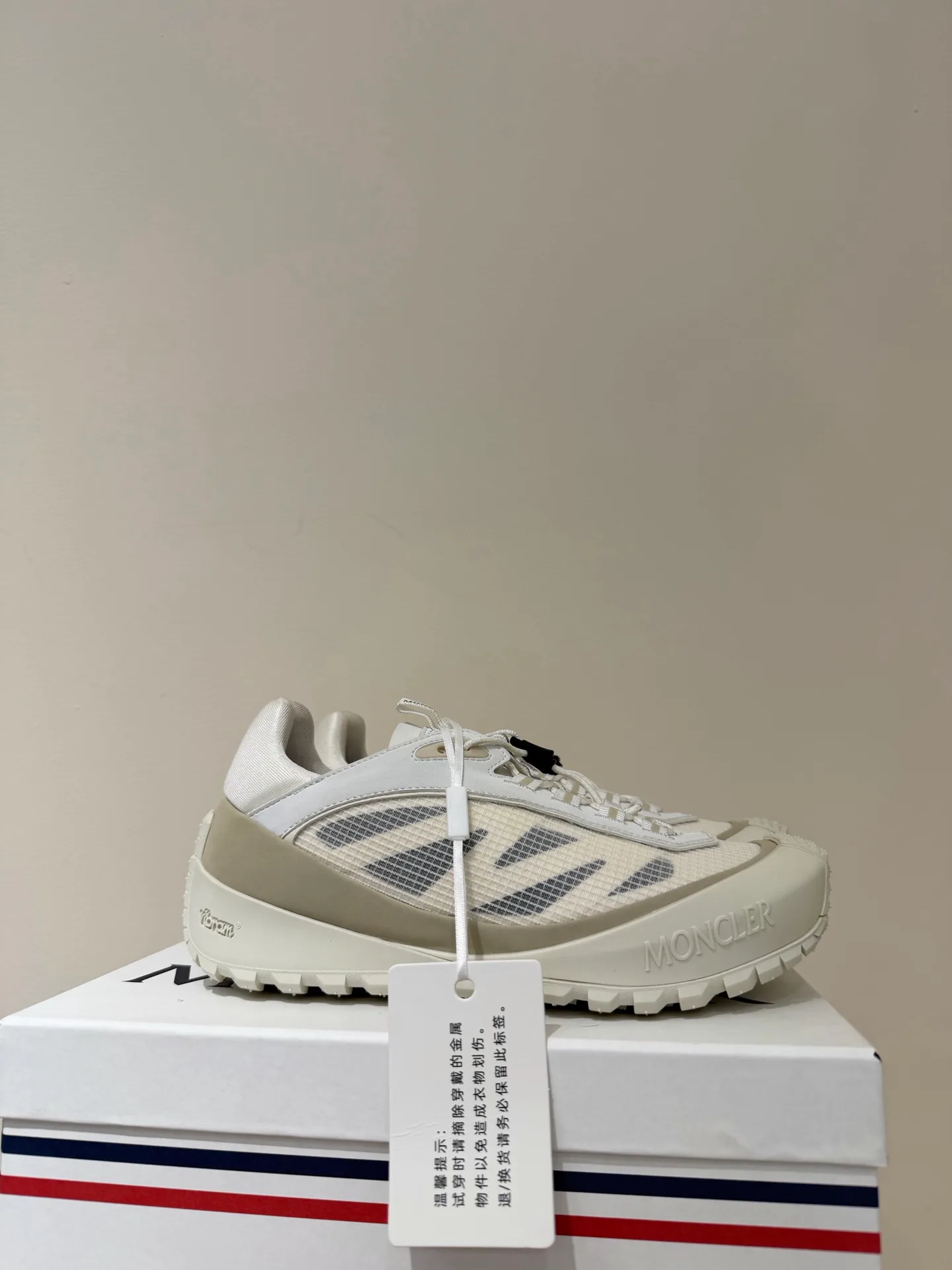 Кроссовки Женские Moncler 18194432