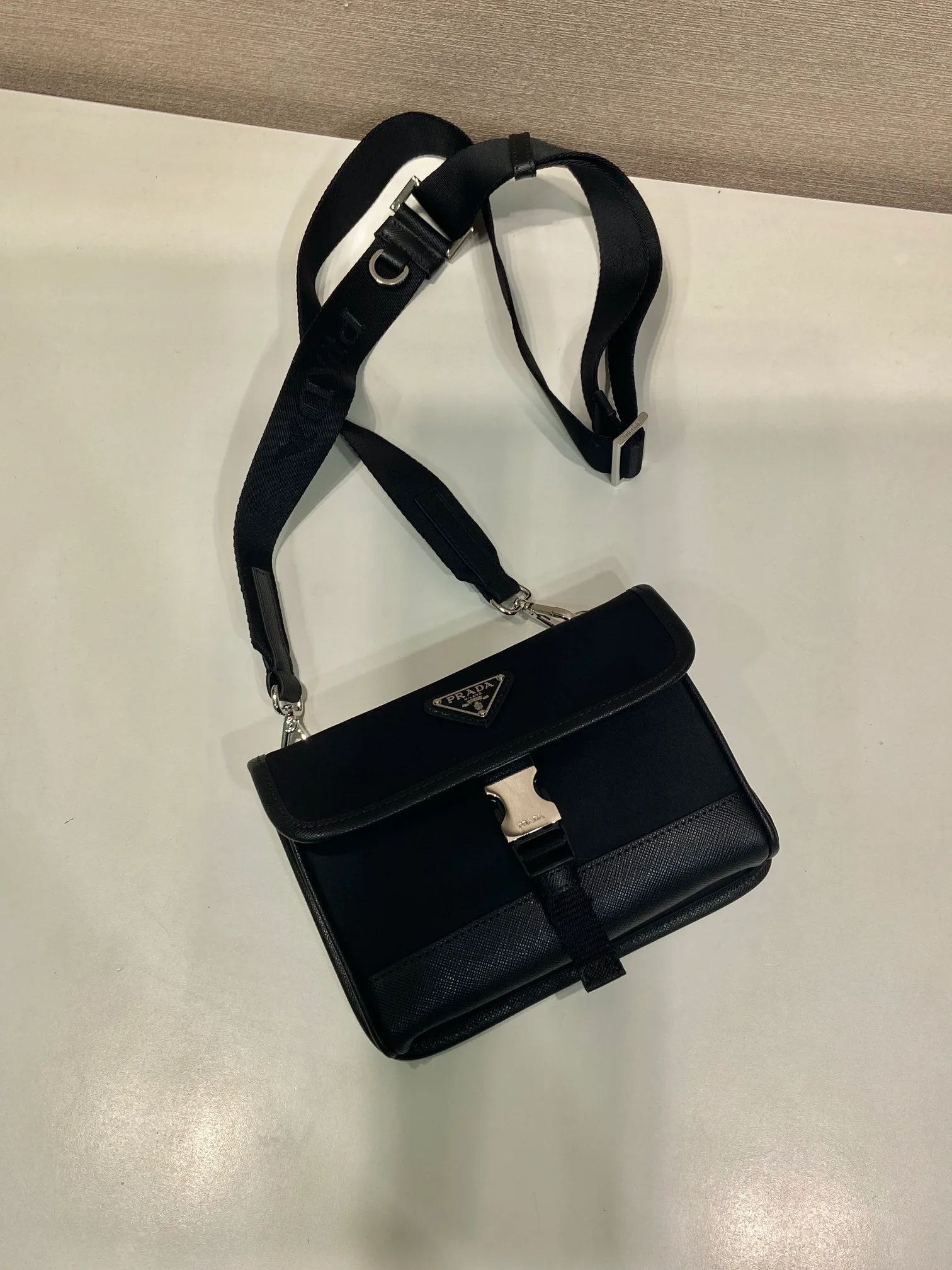 Сумки На Ремне Женские Prada 13346055