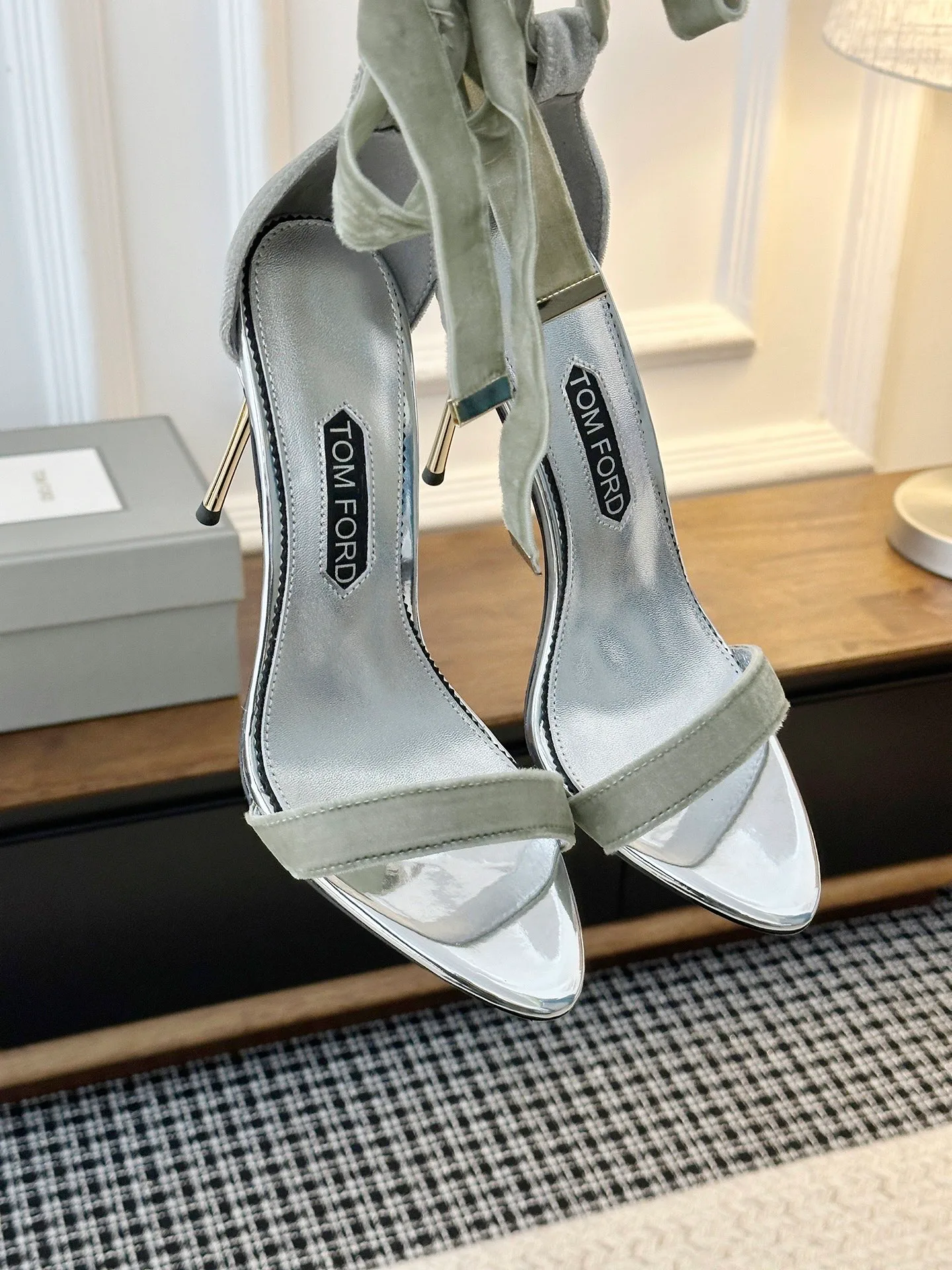 Босоножки Женские Tom Ford 11416249