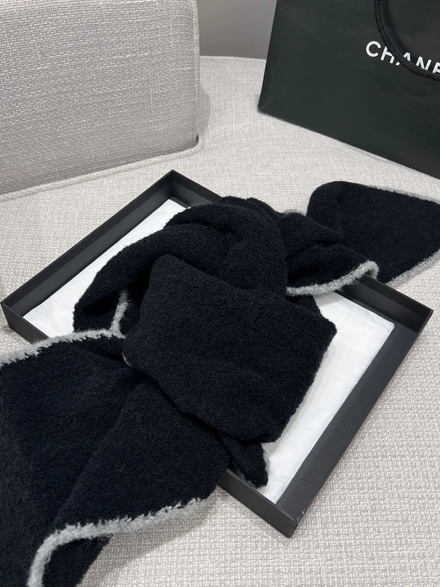 Шарфы Chanel 11613572