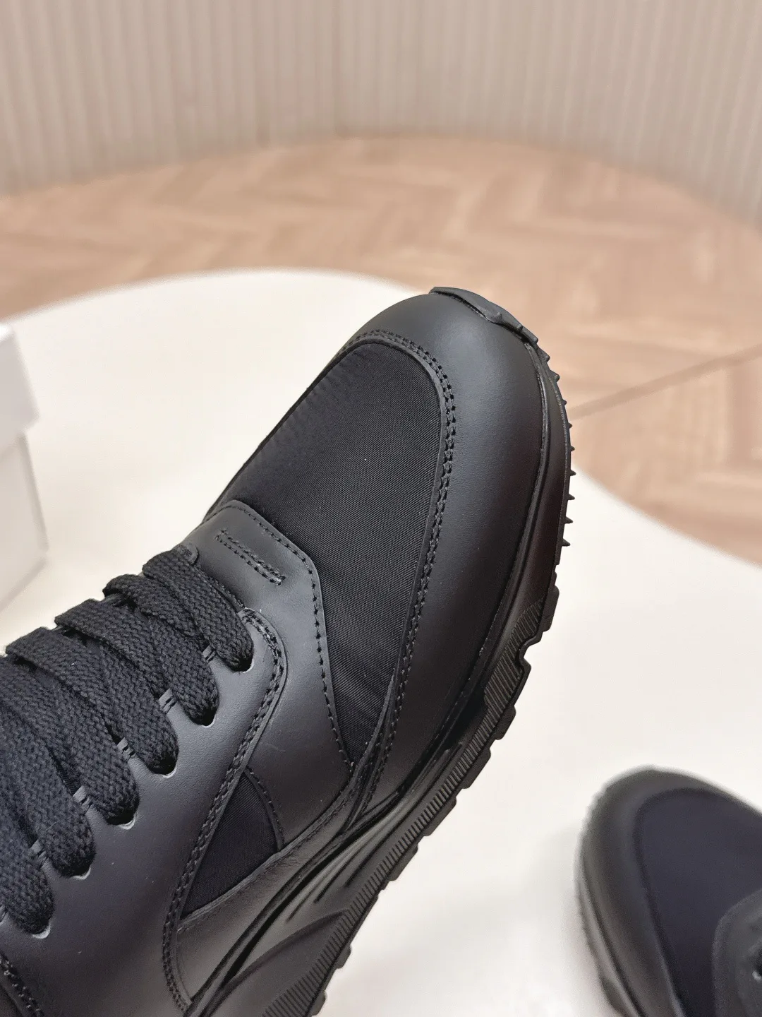 Кроссовки Мужские Saint Laurent 557193