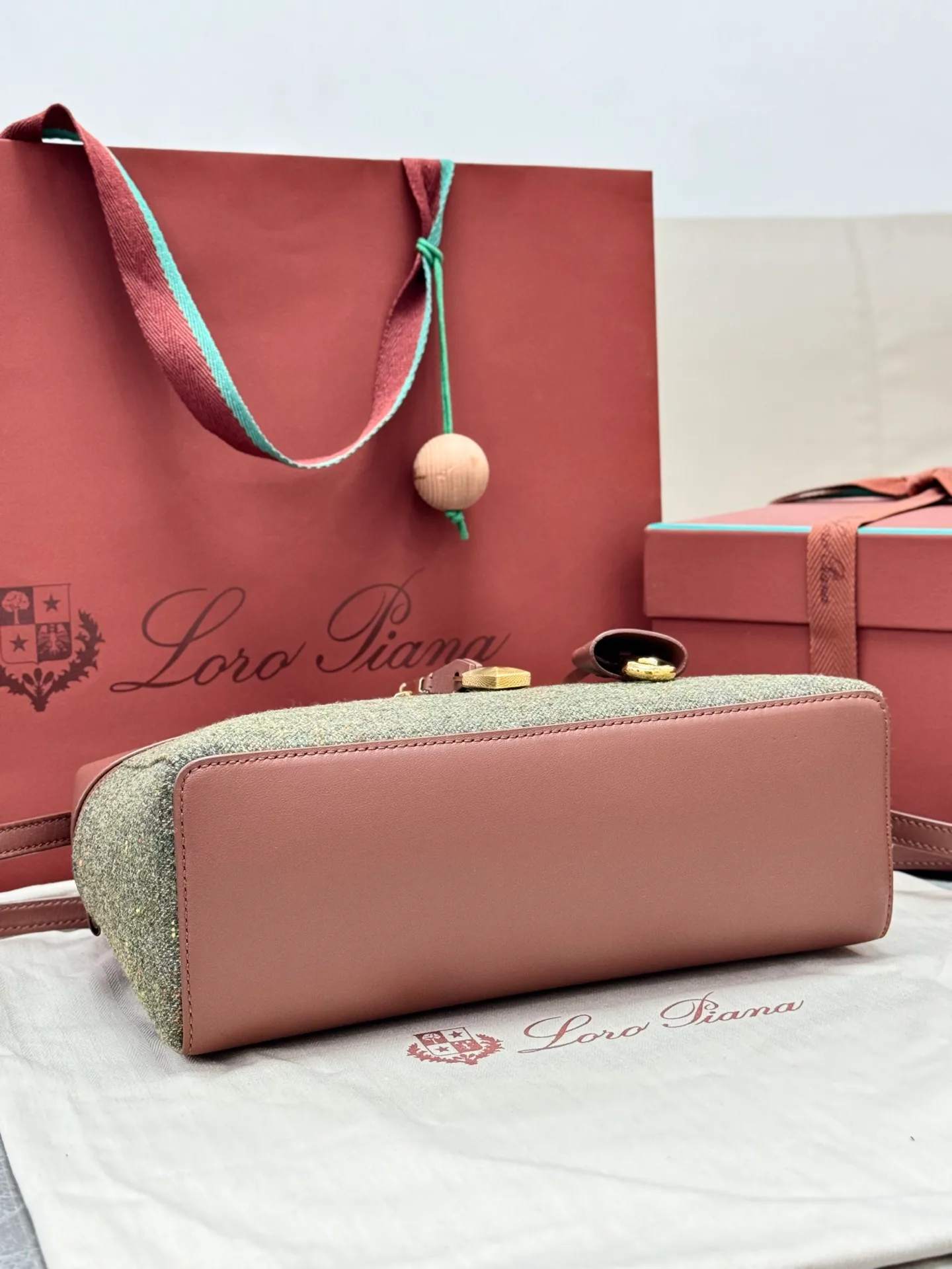 Классические Сумки Женские Loro Piana 17565046