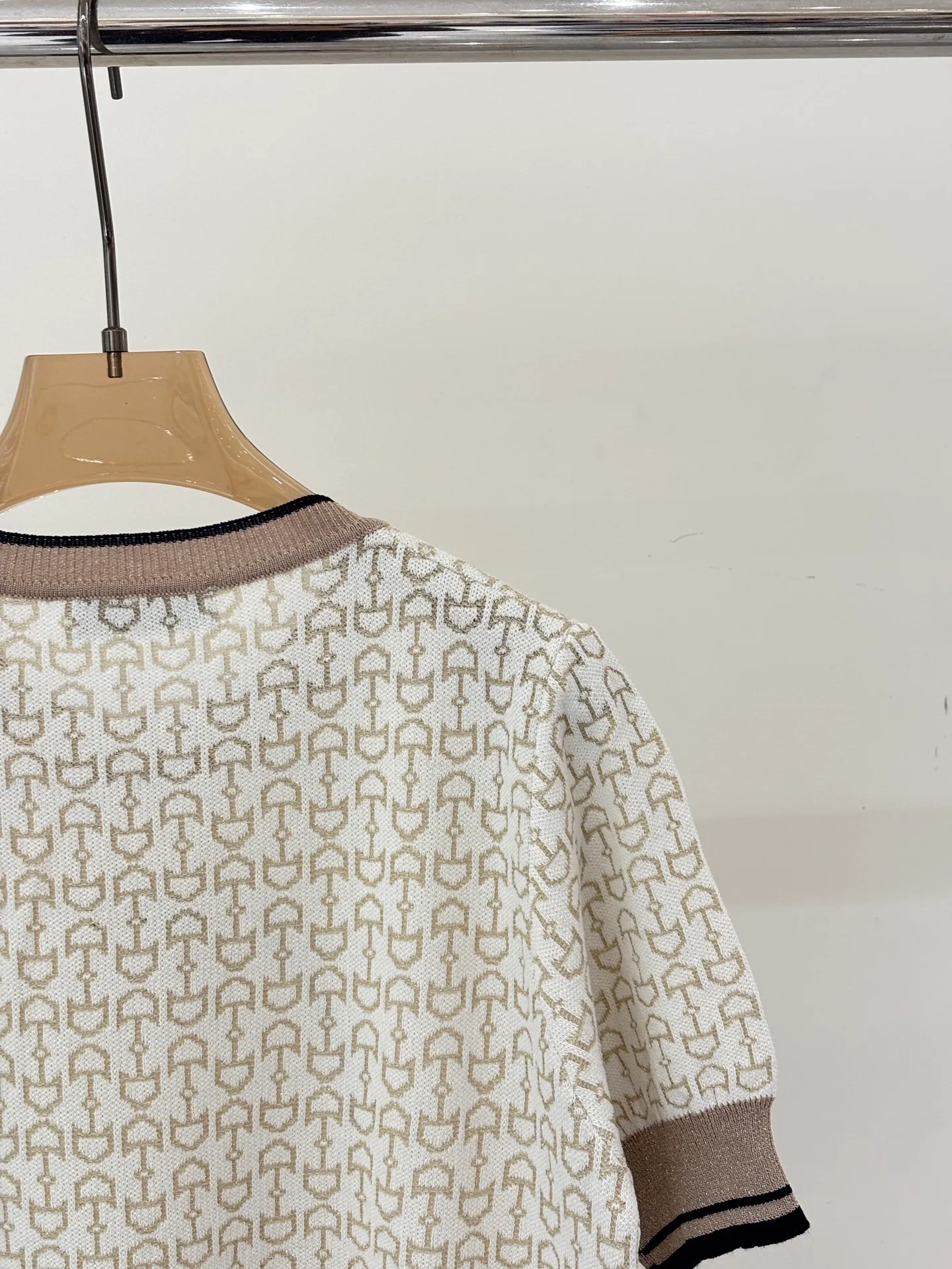 Футболки Женские Valentino 11153789