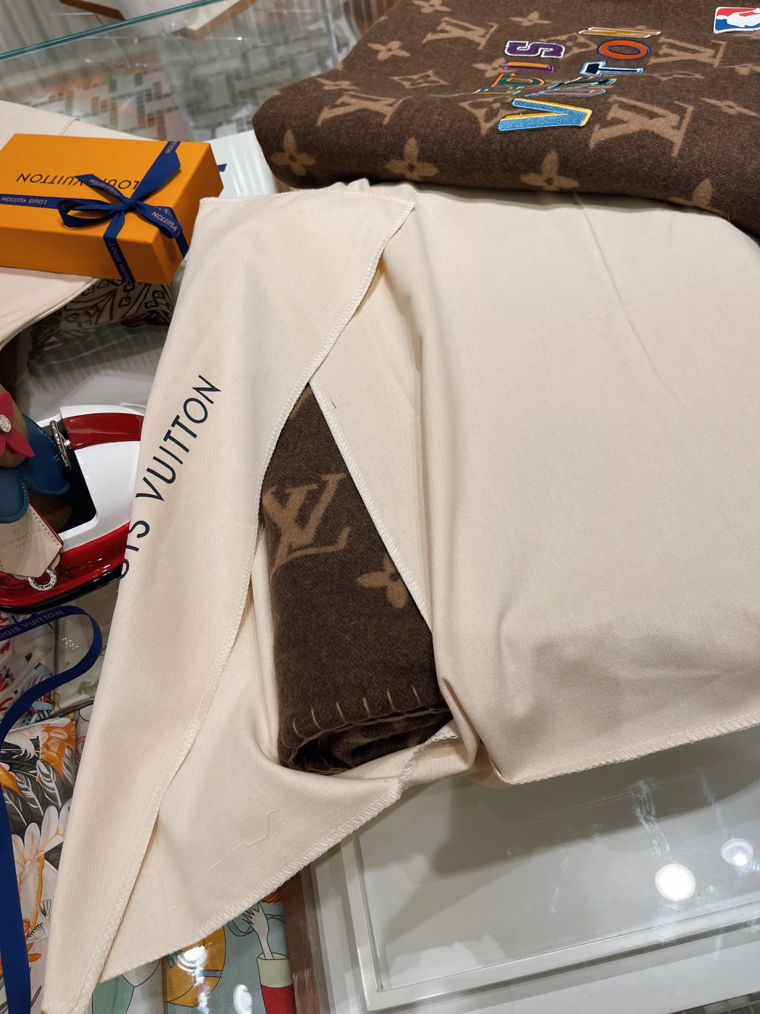 Текстиль Louis Vuitton 11565621