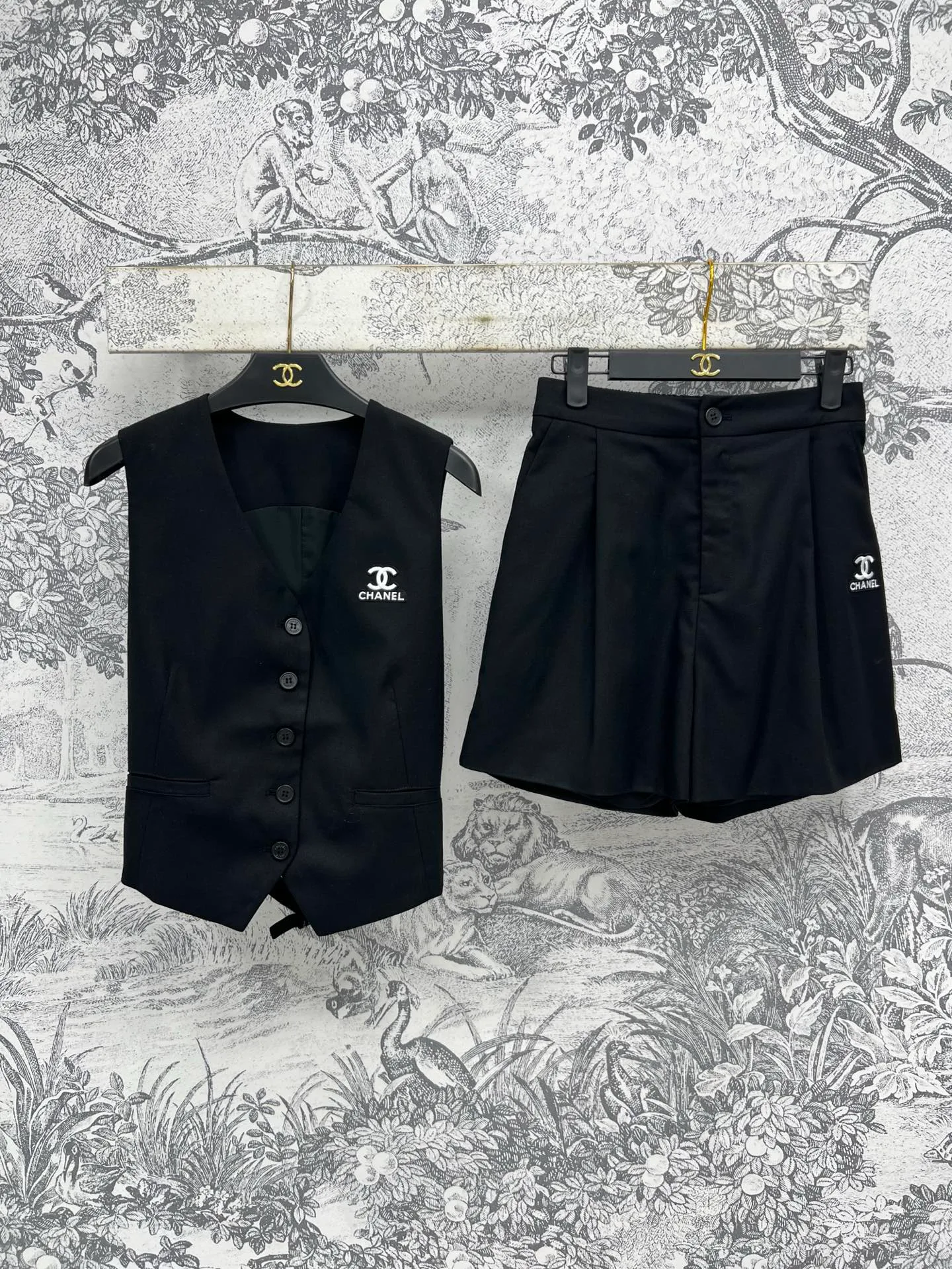 Костюмы Женские Chanel 9273497