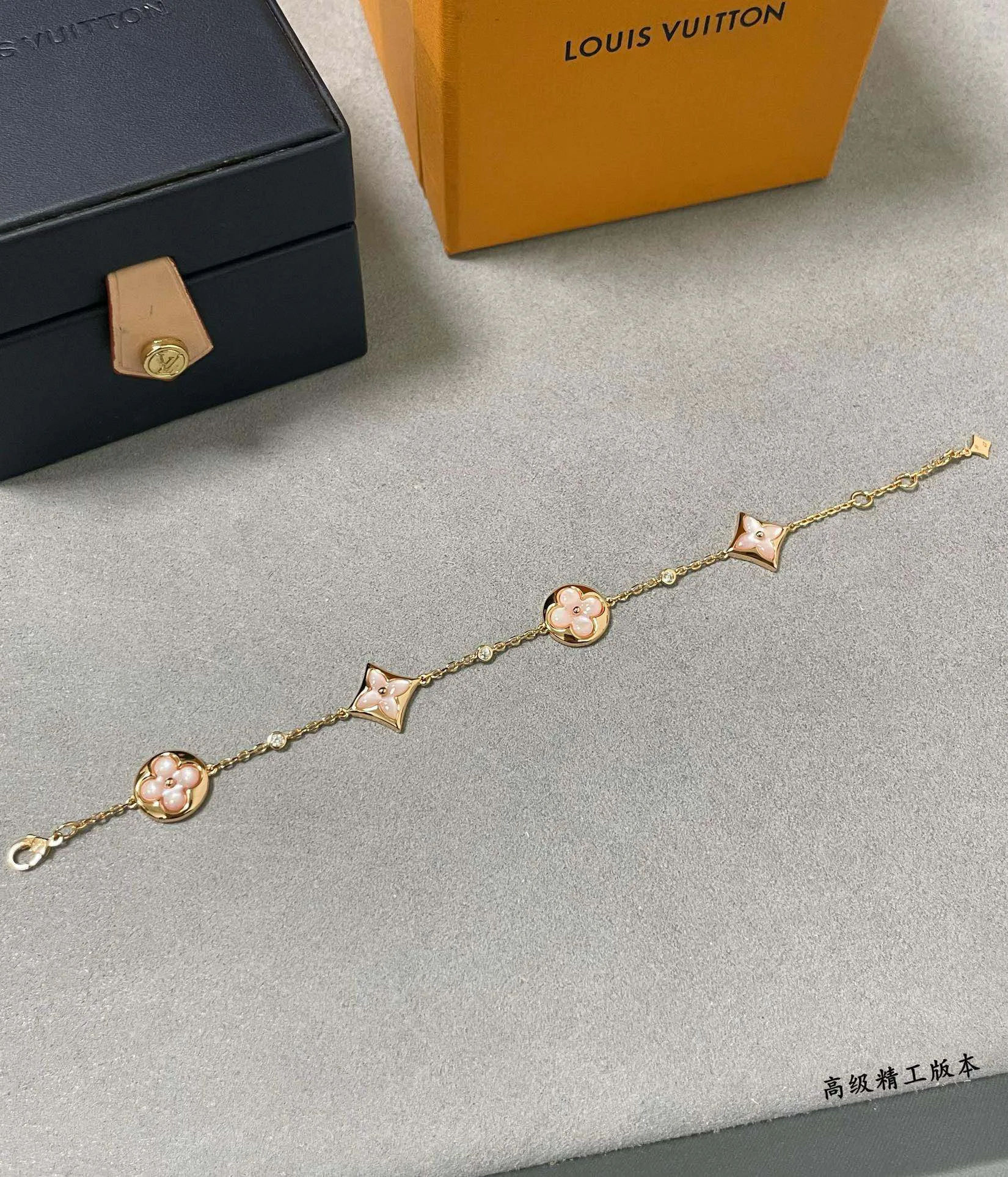 Бижутерия Louis Vuitton 11474360
