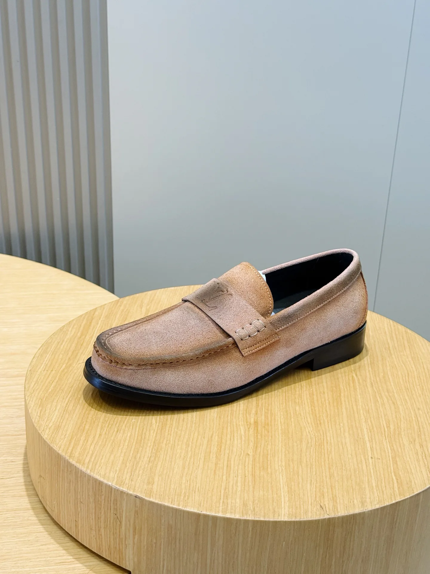 Лоферы И Туфли Мужские Louis Vuitton 18247430
