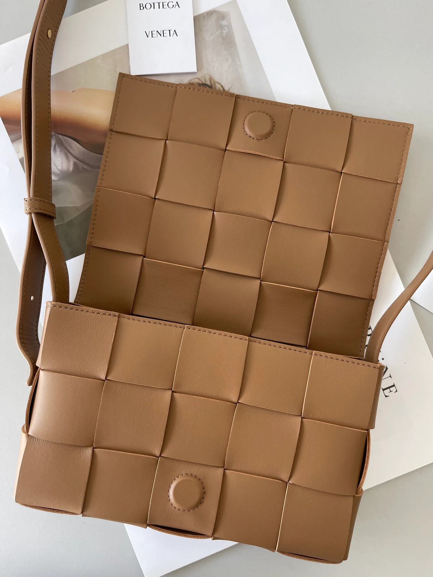 Сумки На Ремне Женские Bottega Veneta 17126372