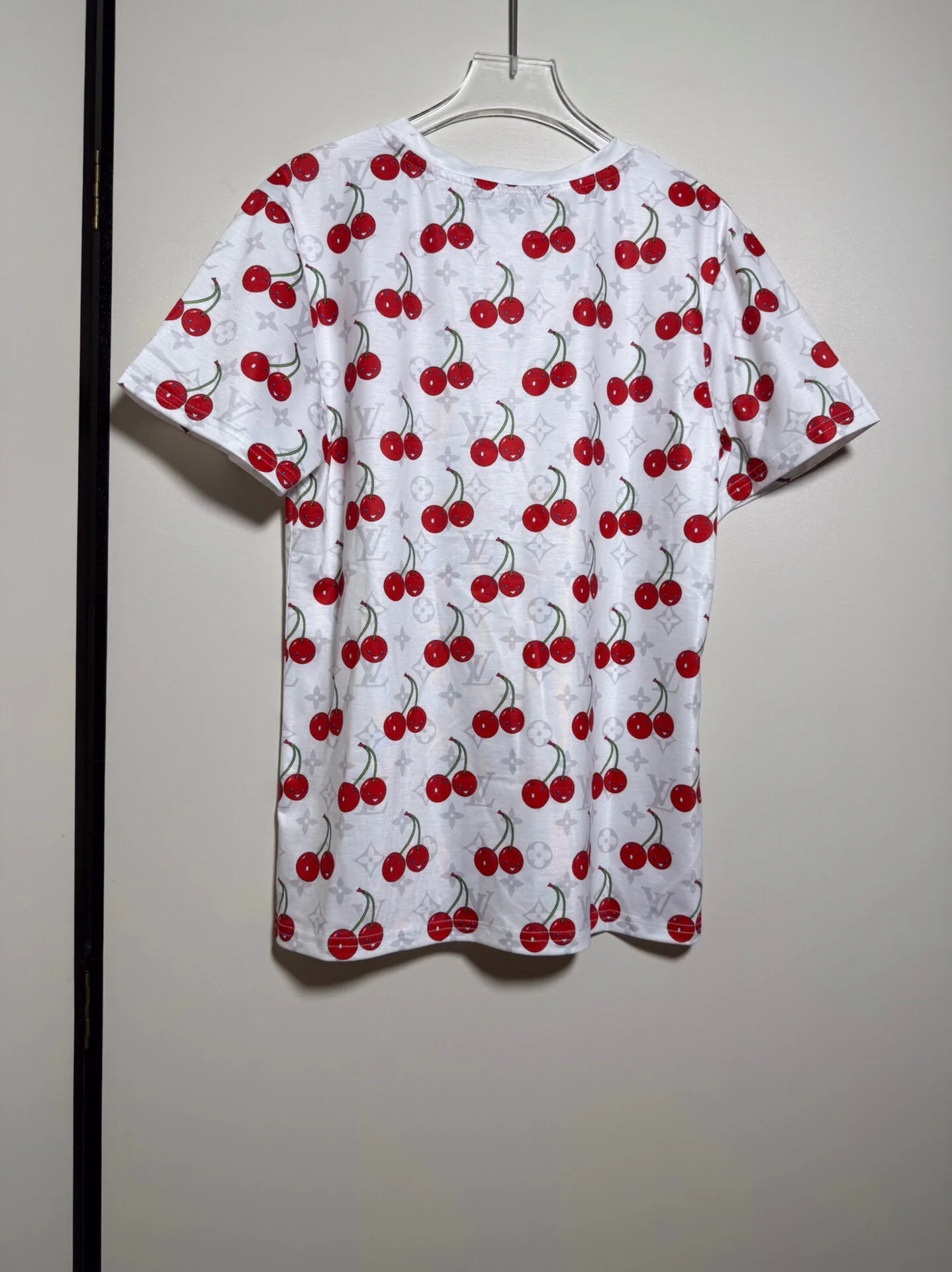 Футболки Женские Louis Vuitton 12265995
