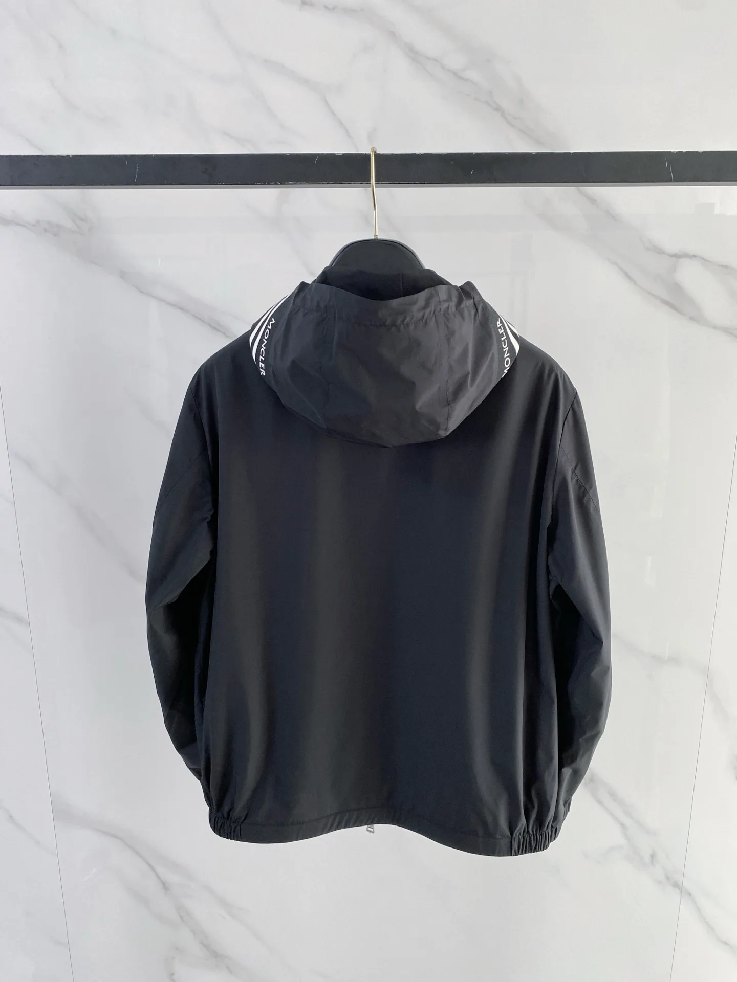 Куртки И Пуховики Мужские Moncler 11584575