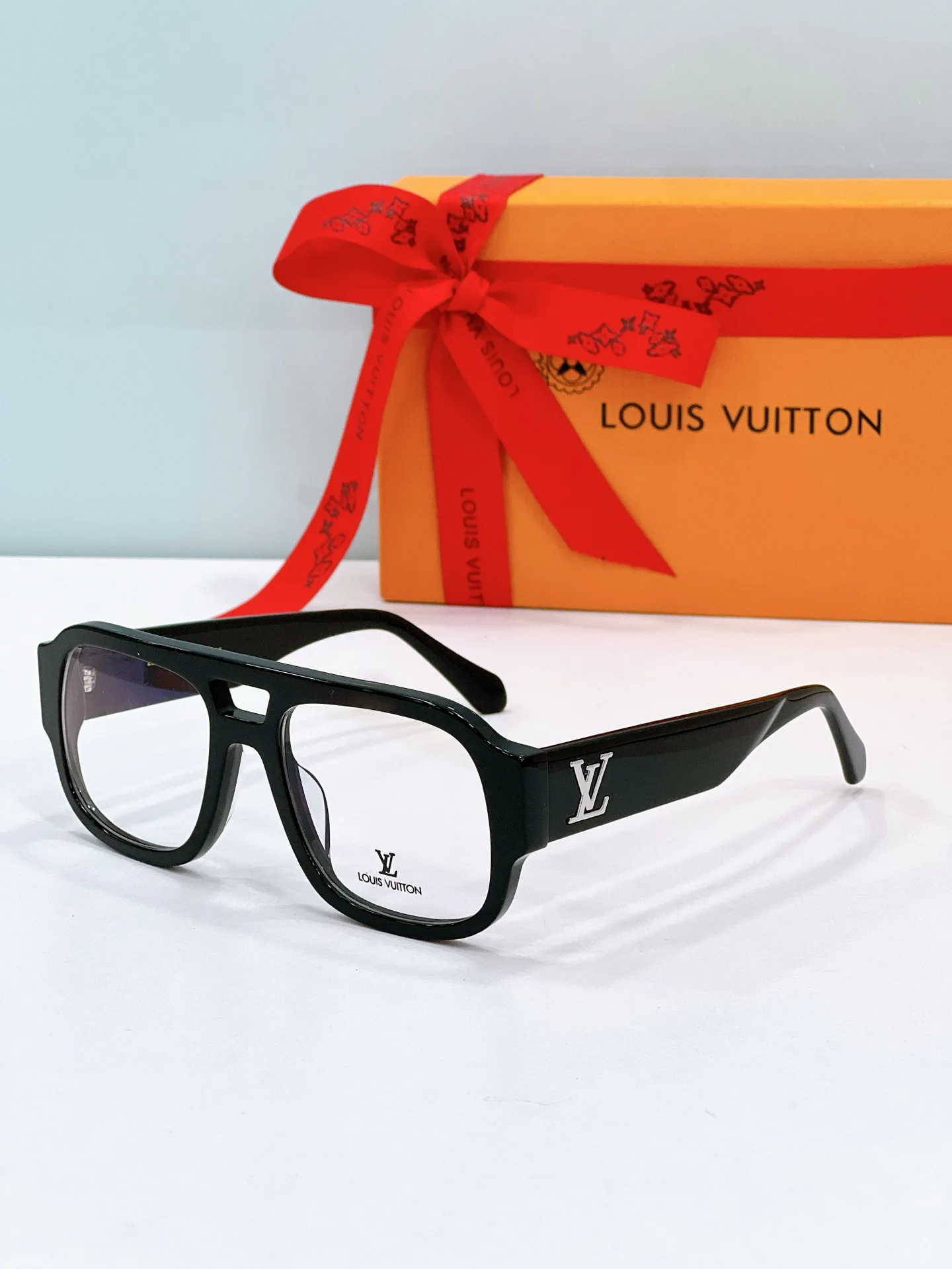 Очки Louis Vuitton 378833