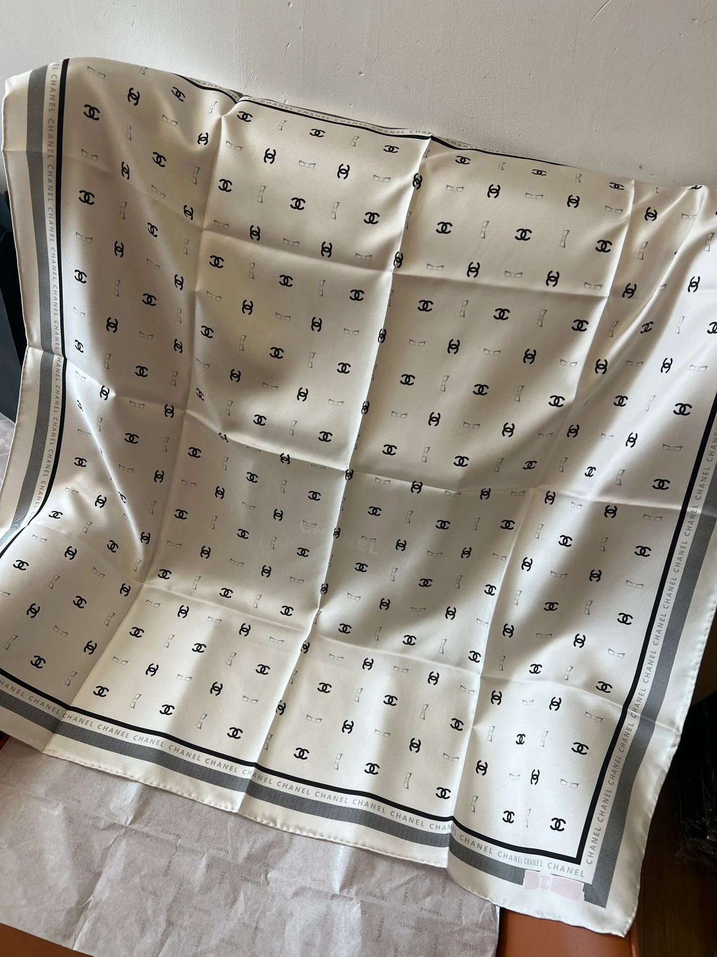 Платки Chanel 16948646