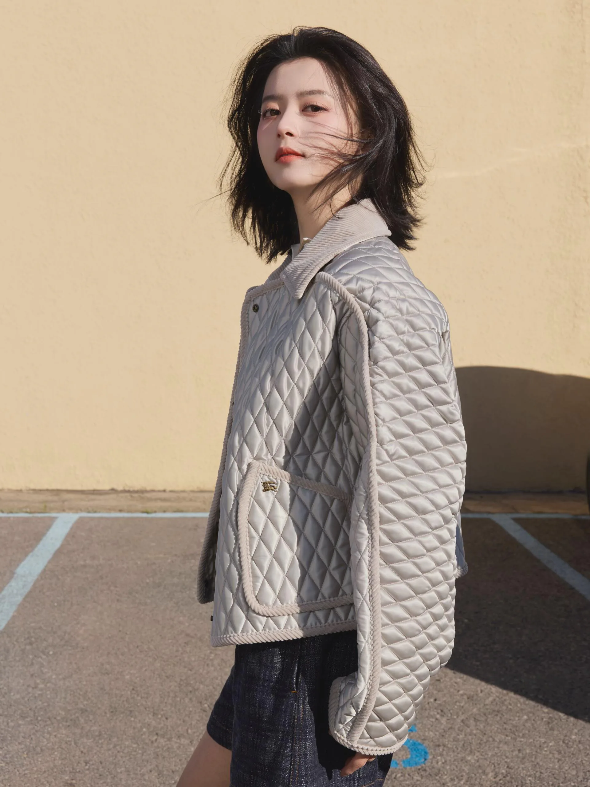 Куртки И Пуховики Женские Burberry 403090