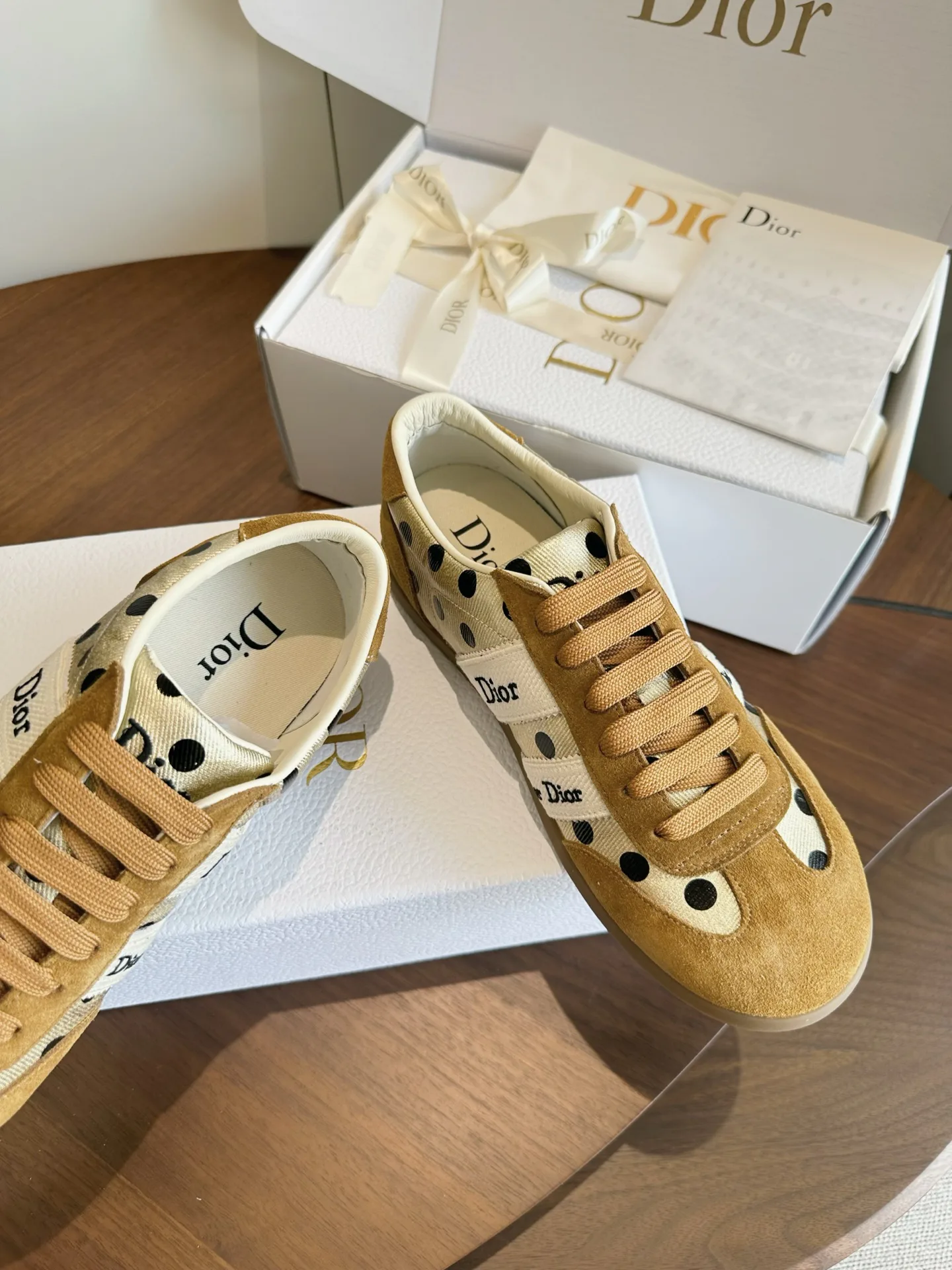 Кроссовки Женские Christian Dior 18443947