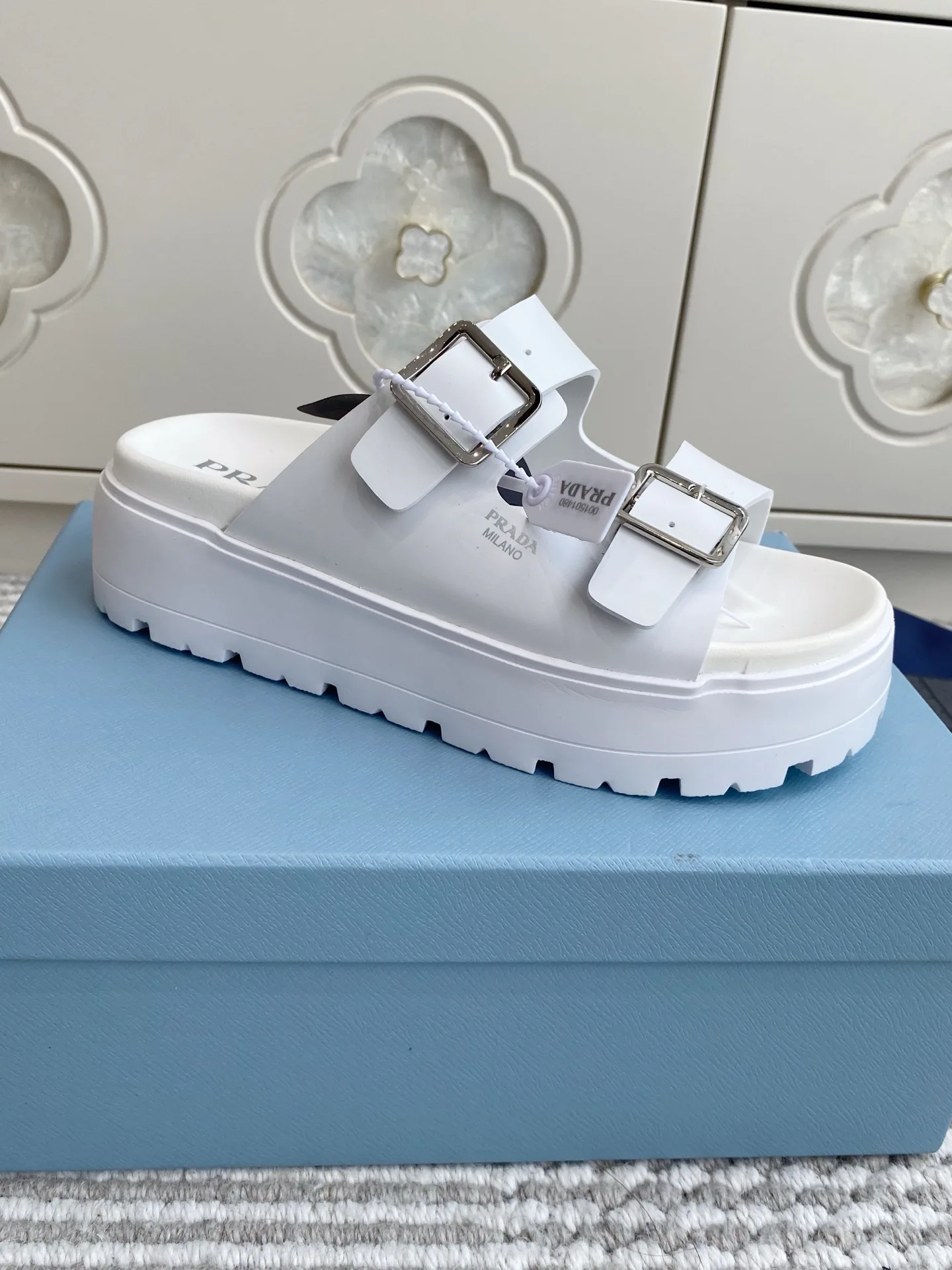 Сандалии Женские Prada 13151711