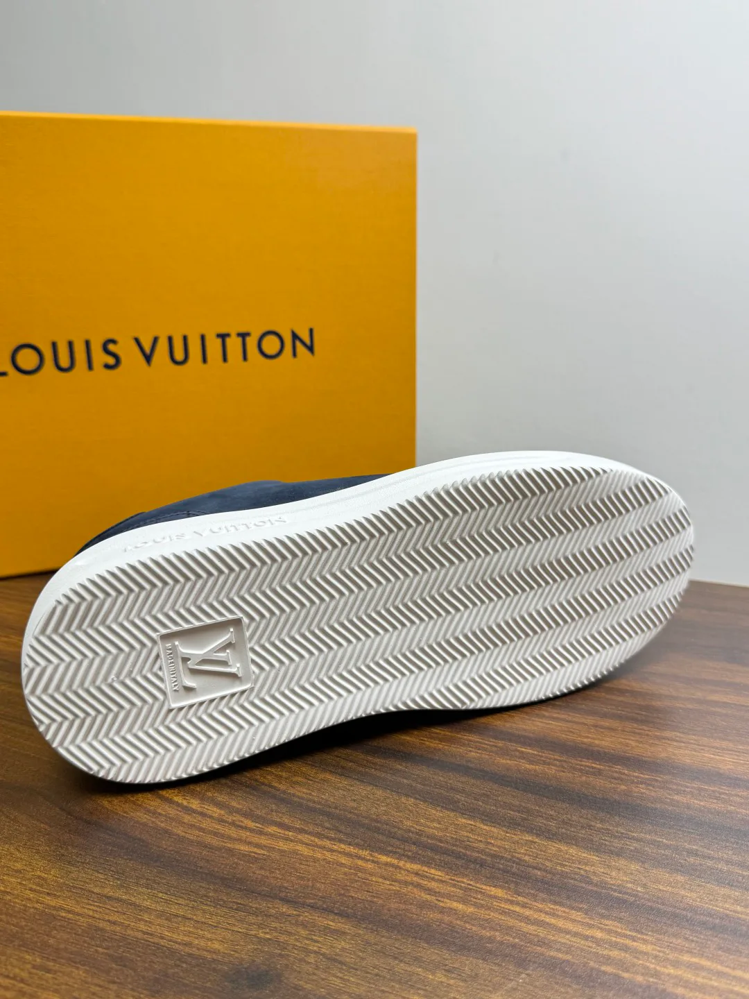 Кроссовки Мужские Louis Vuitton 20143416