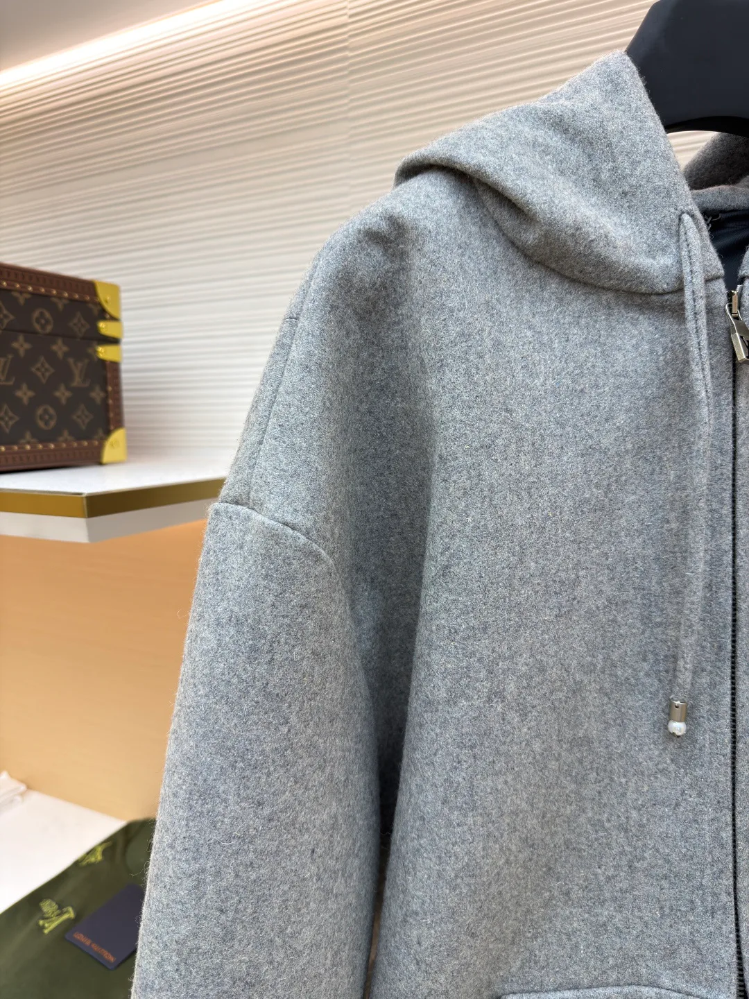 Куртки И Пуховики Мужские Louis Vuitton 6839626