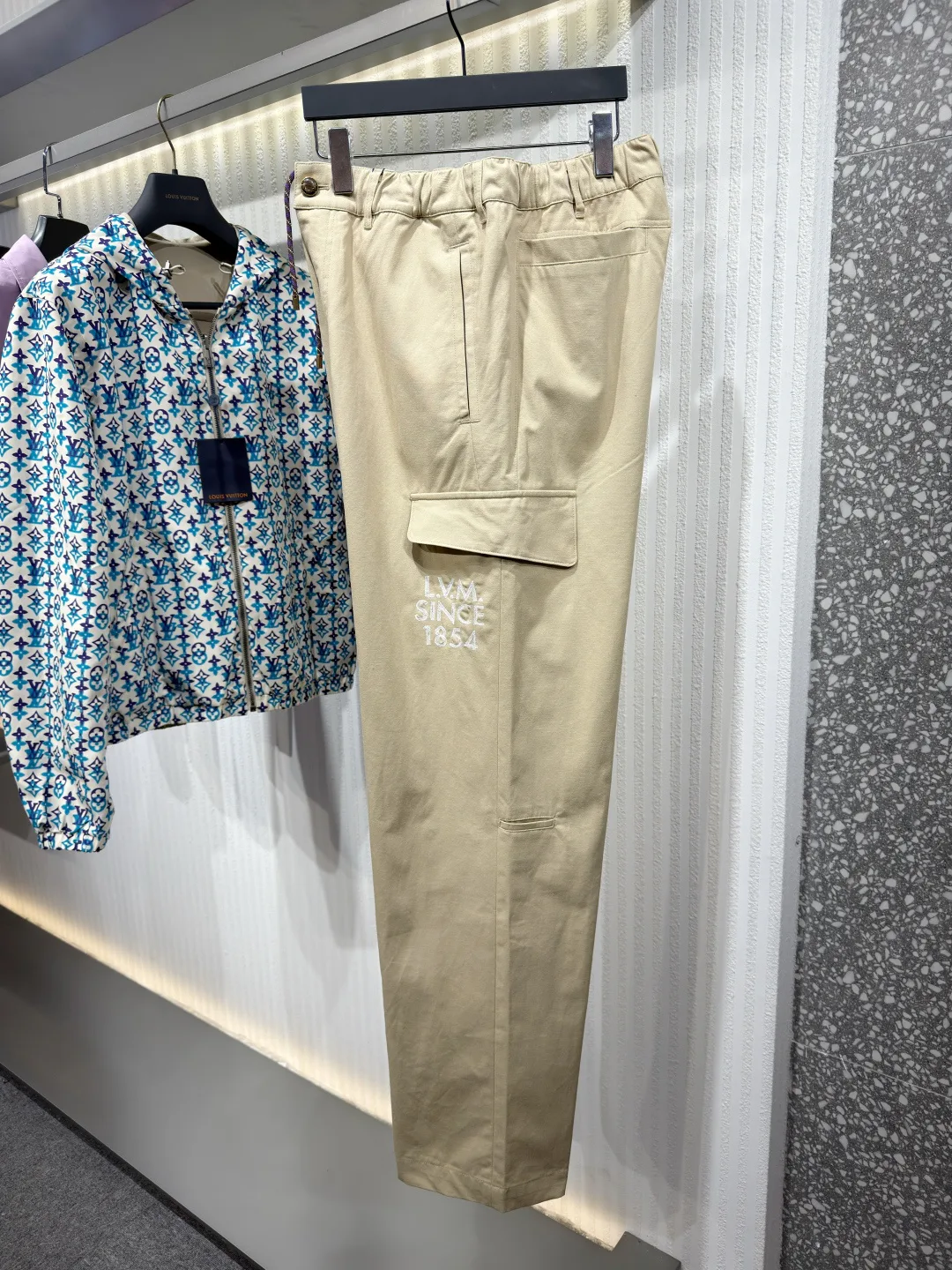 Брюки Мужские Louis Vuitton 11494024