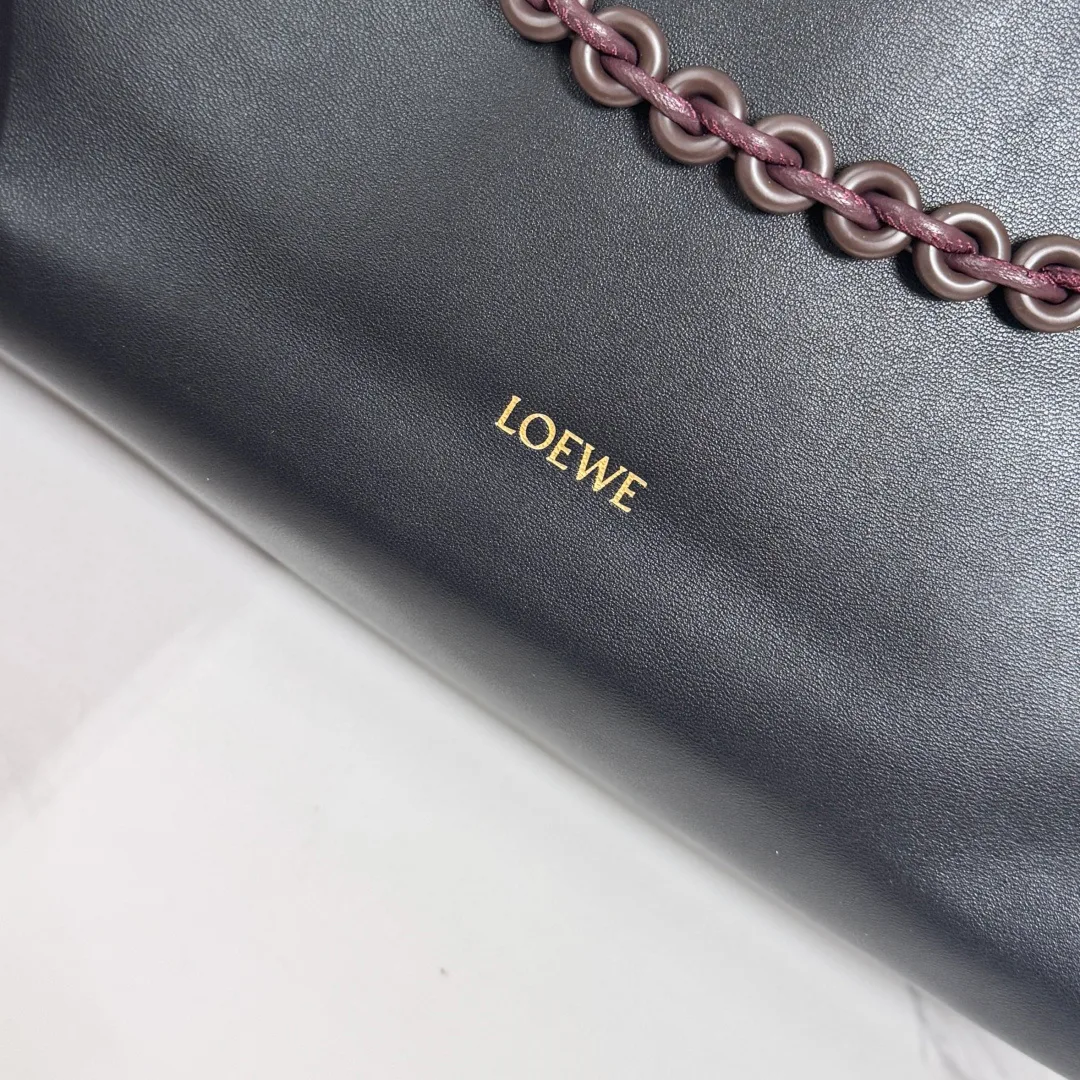 Классические Сумки Женские Loewe 11674528
