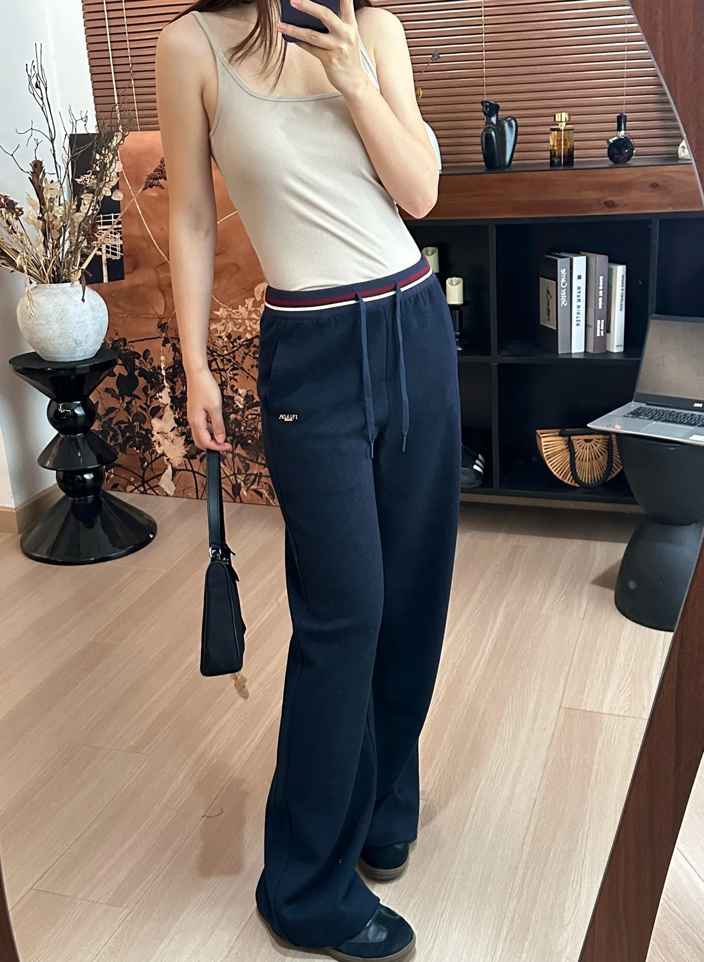 Брюки Женские Prada 18902446