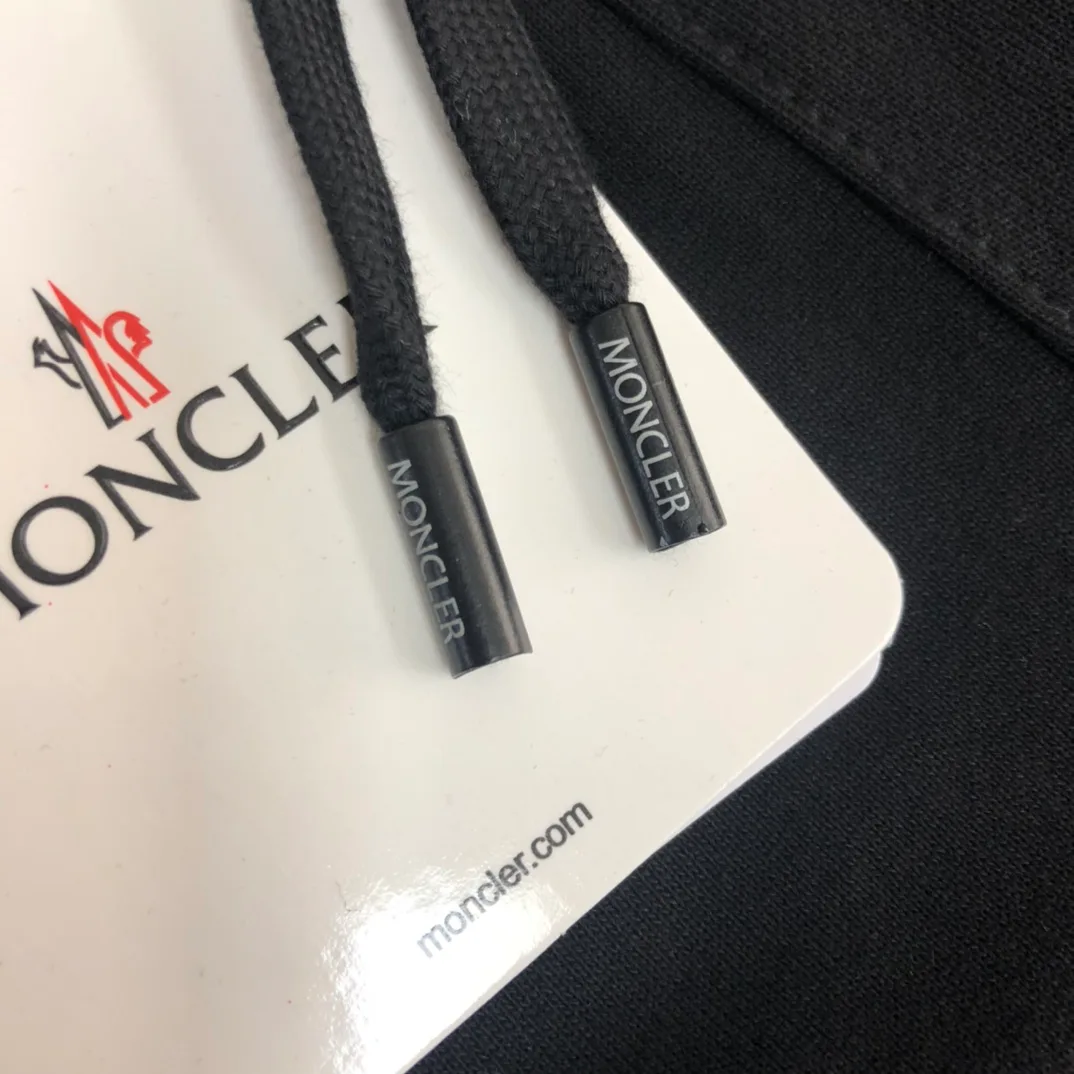 Шорты Женские Moncler 11615941