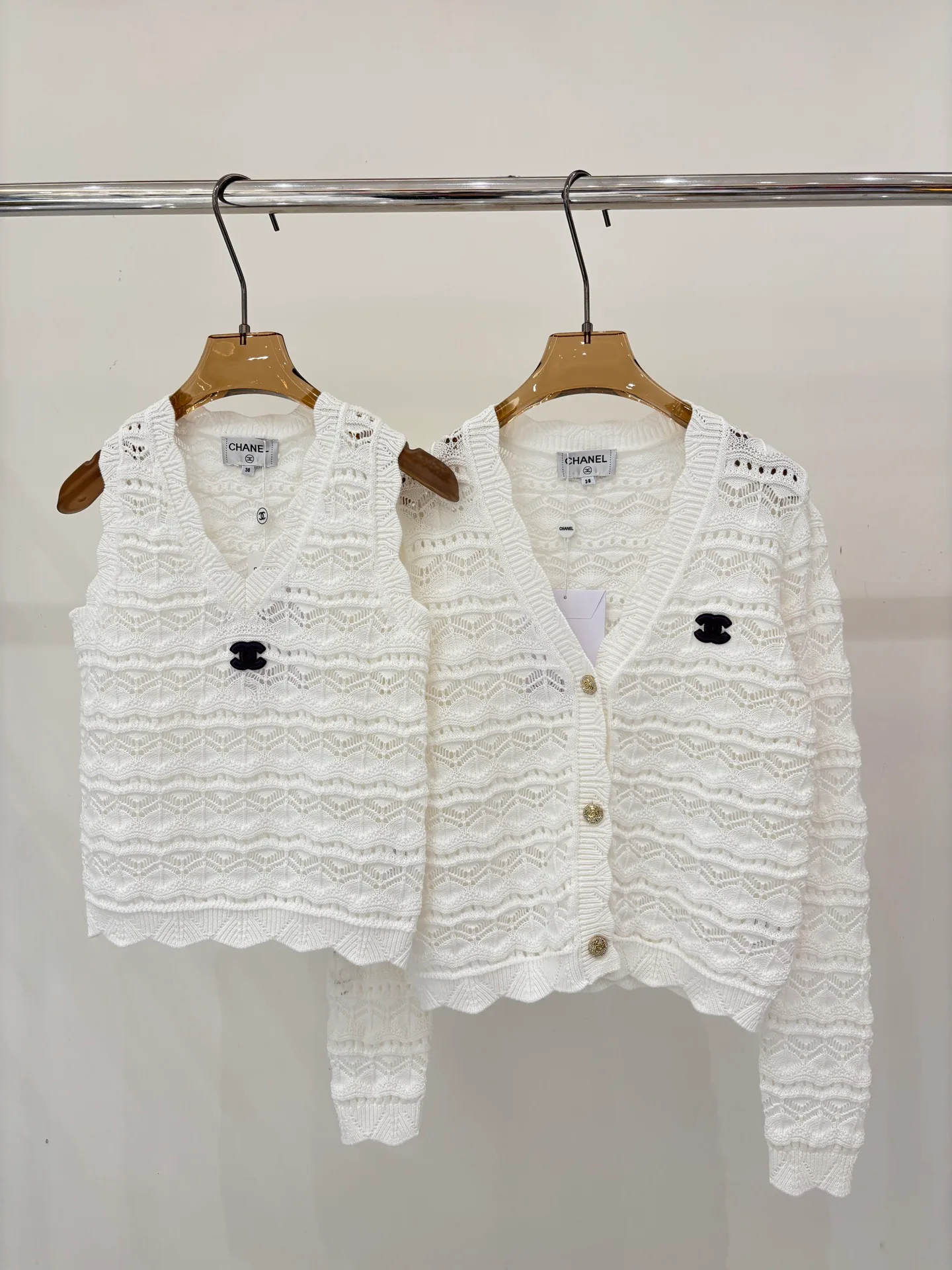 Жилеты Женские Chanel 1572921