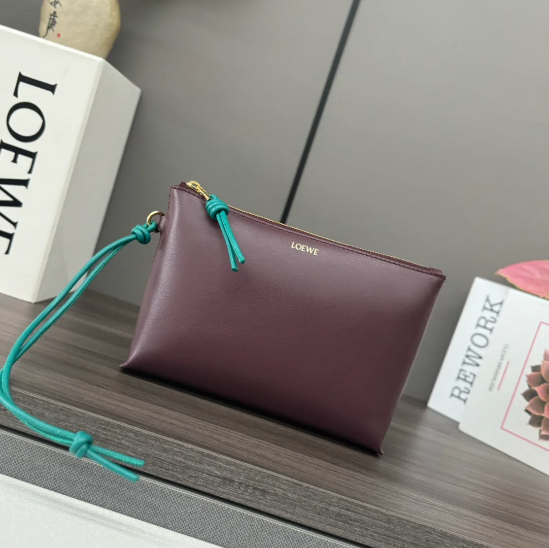 Клатчи Женские Loewe 18116461