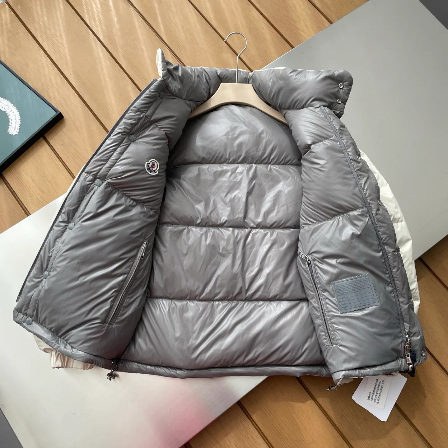 Куртки И Пуховики Женские Moncler 5379412