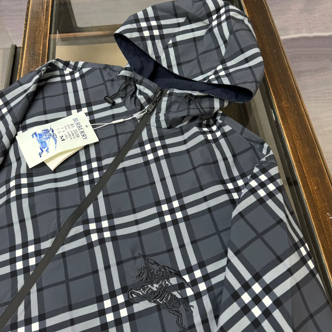 Куртки И Пуховики Мужские Burberry 14618538