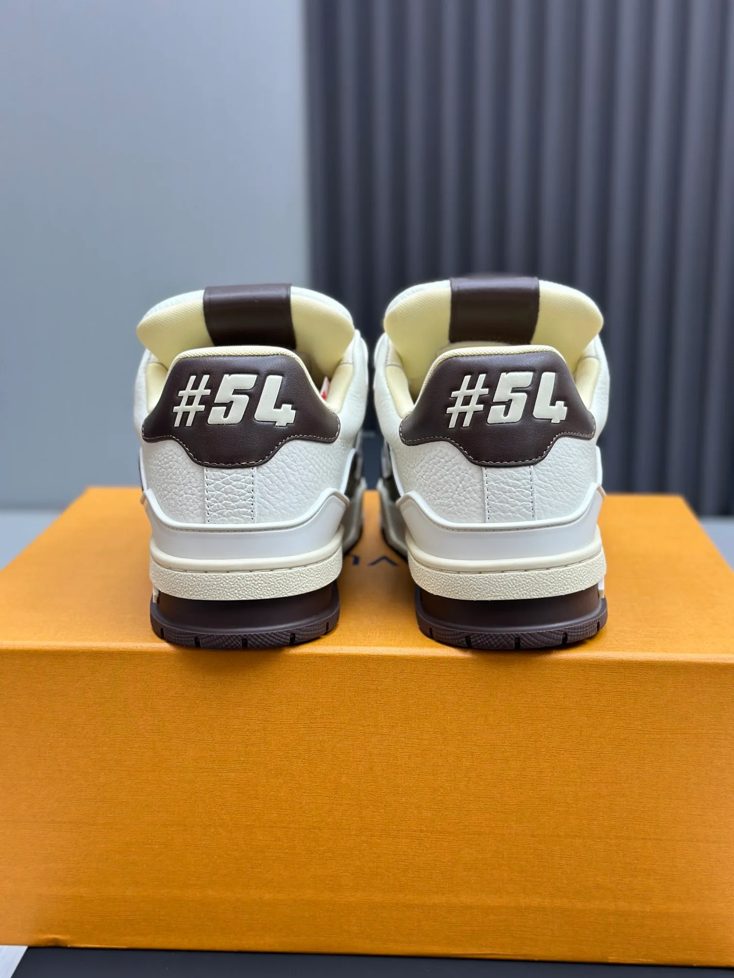 Кроссовки Женские Louis Vuitton 272011