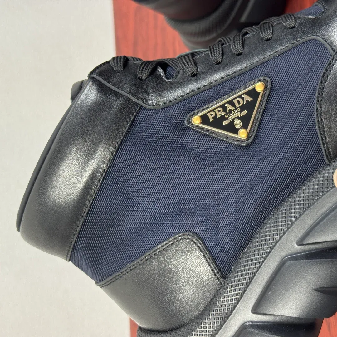 Кроссовки Мужские Prada 4852639